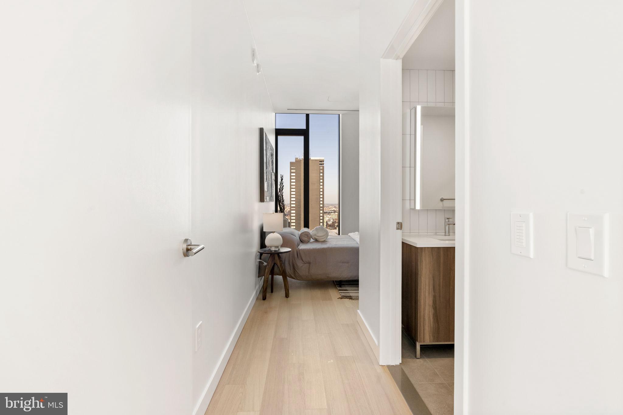 CENTER CITY - Residential Lease