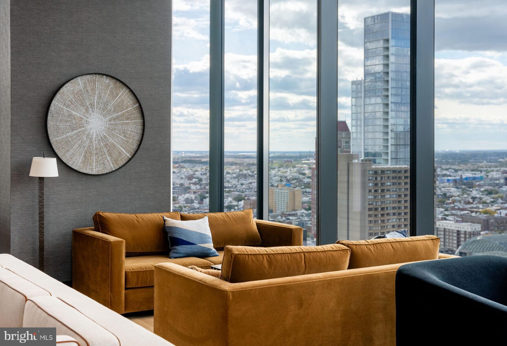 CENTER CITY - Residential Lease