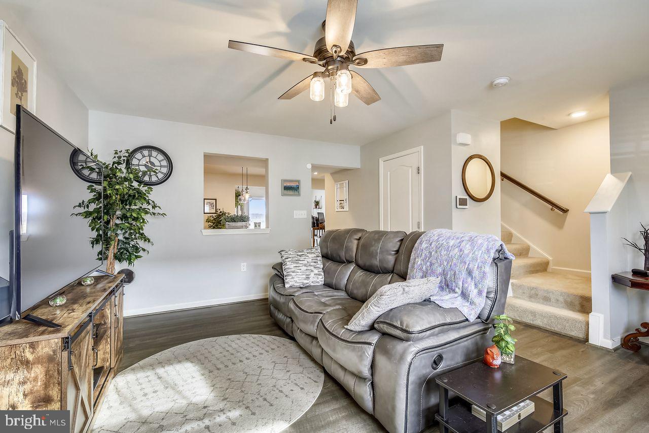 BRIAR RUN - Residential