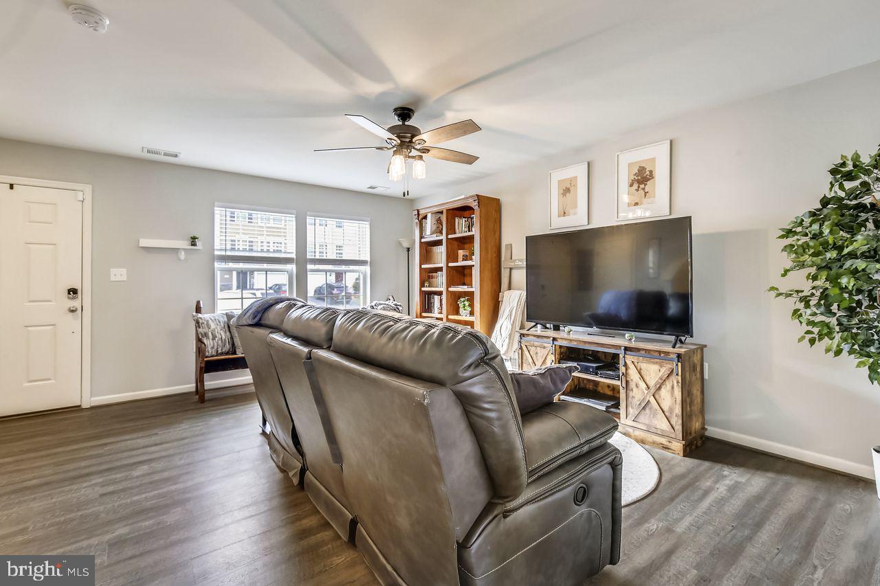 BRIAR RUN - Residential