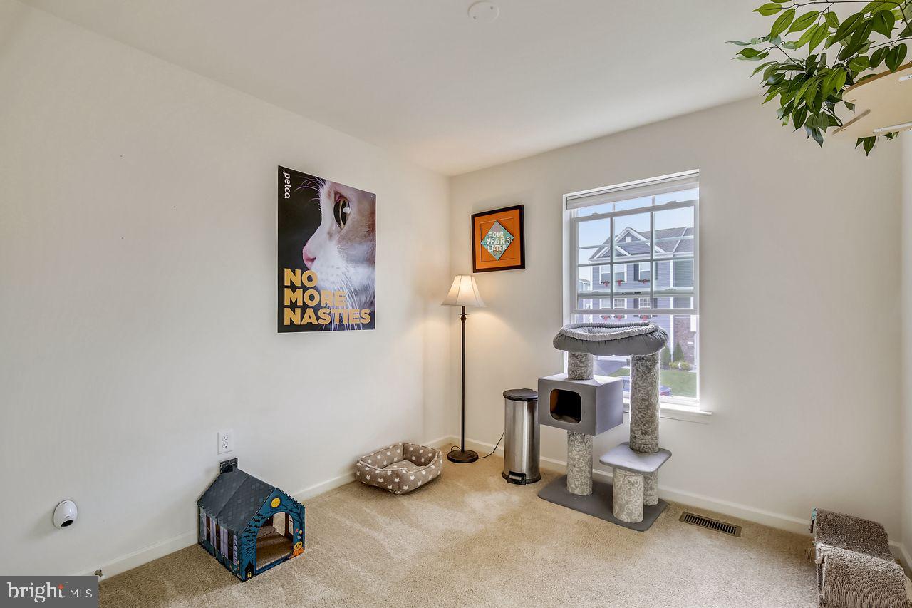 BRIAR RUN - Residential