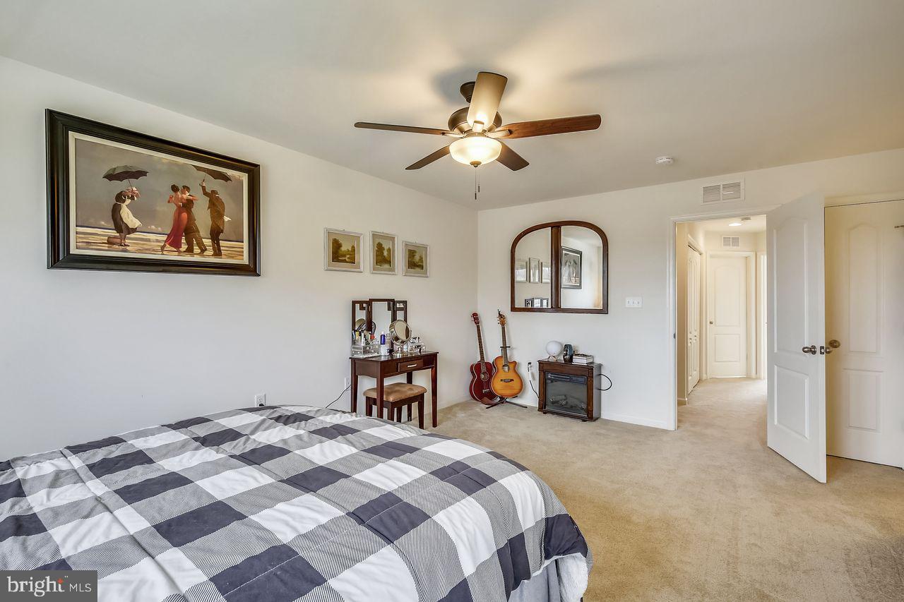 BRIAR RUN - Residential