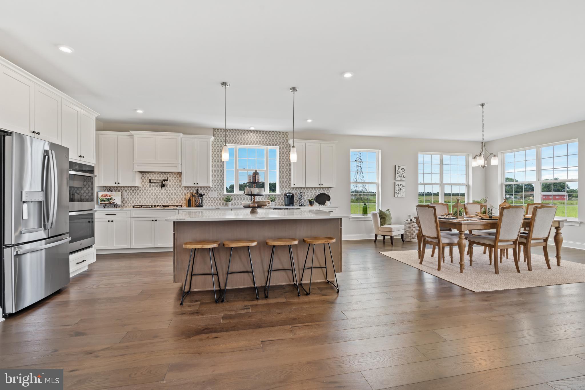 HIGHLANDS AT BACK CREEK - Residential