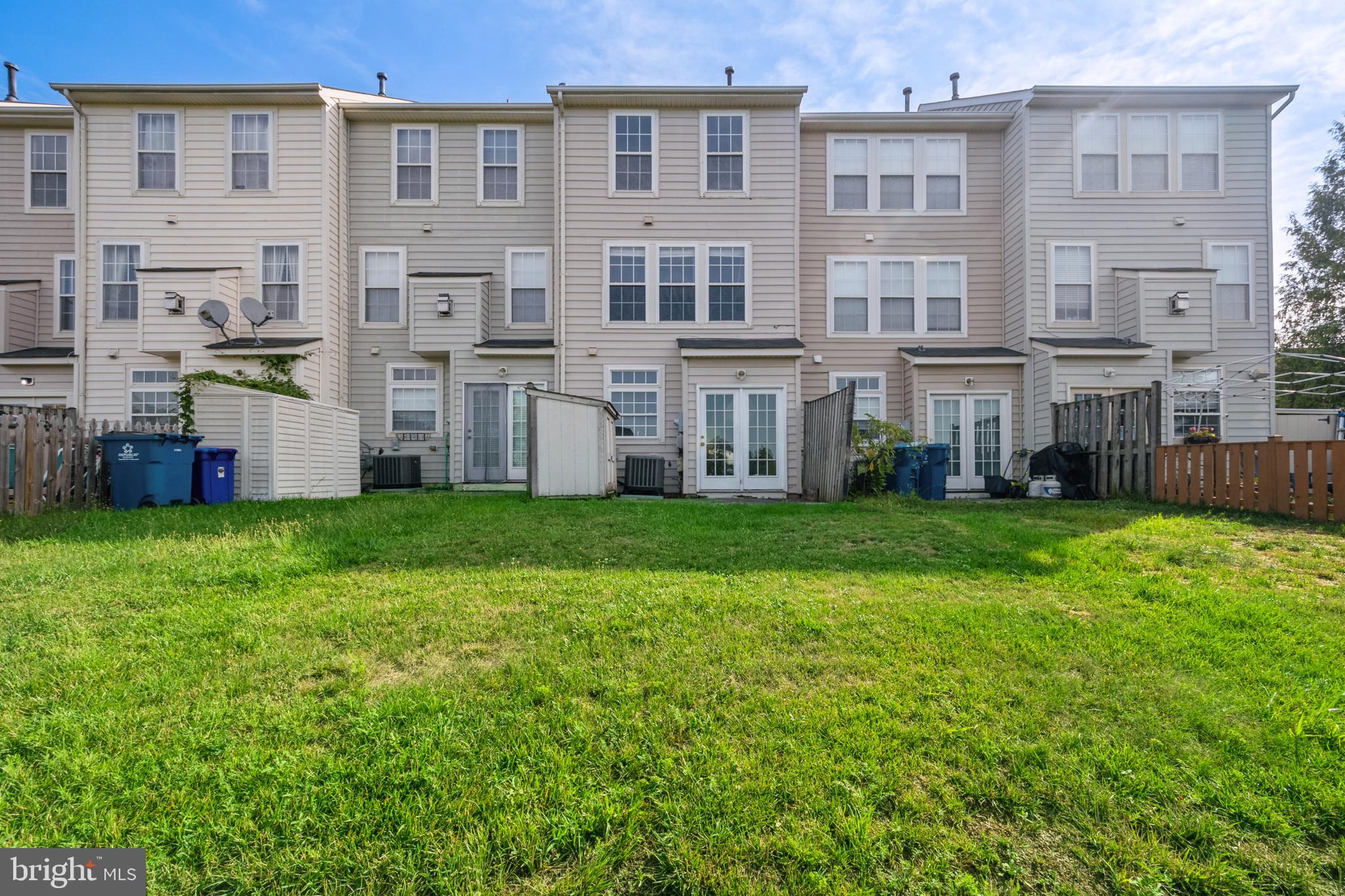 ASHBURN VILLAGE - Residential Lease