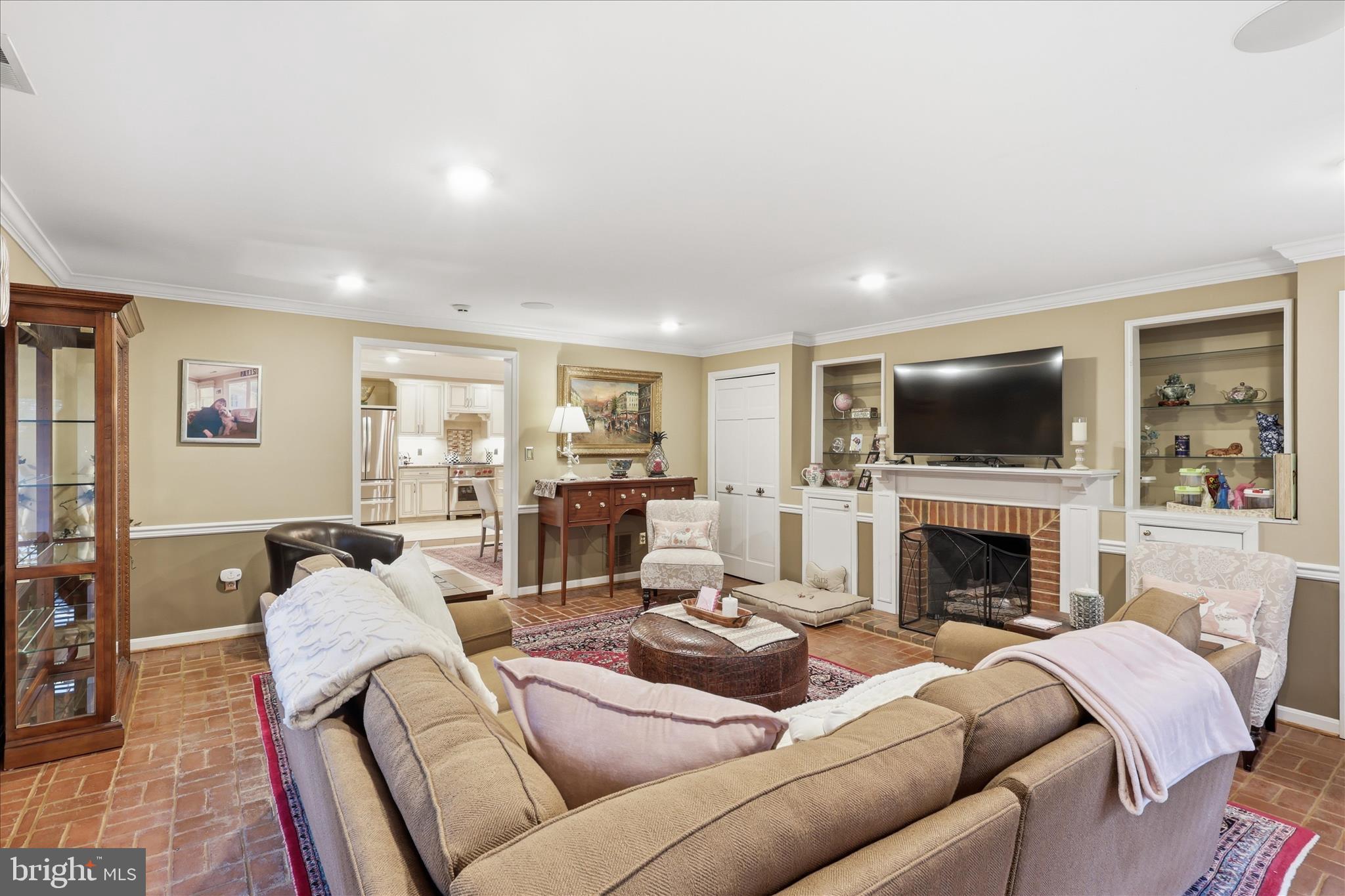 FOUNTAIN HEAD - Residential
