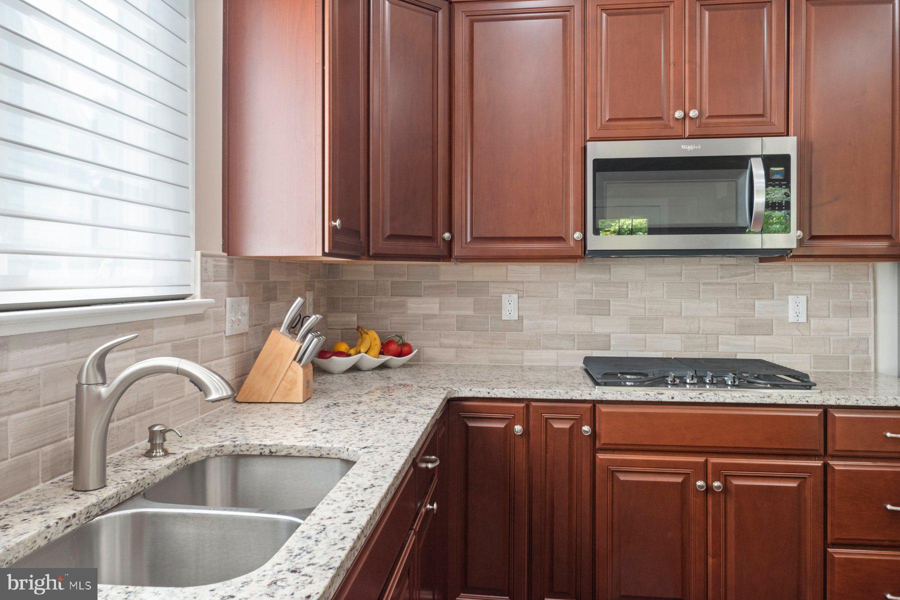 CREEKSIDE AT OSPREY LANDING - Residential