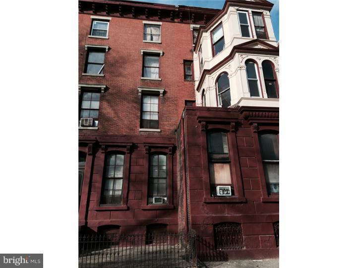 POINT BREEZE - Residential Income