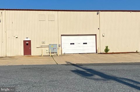 Photo of 78 W Main Street, REINHOLDS, PA 17569 (MLS # PALA2091250)