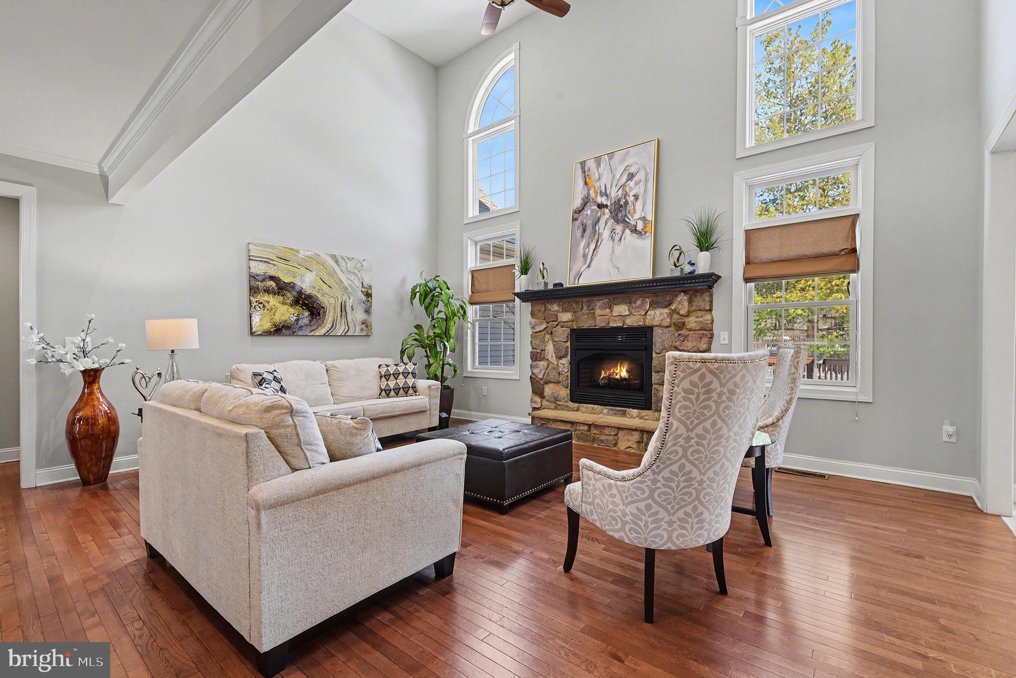 FOREST HILLS - Residential