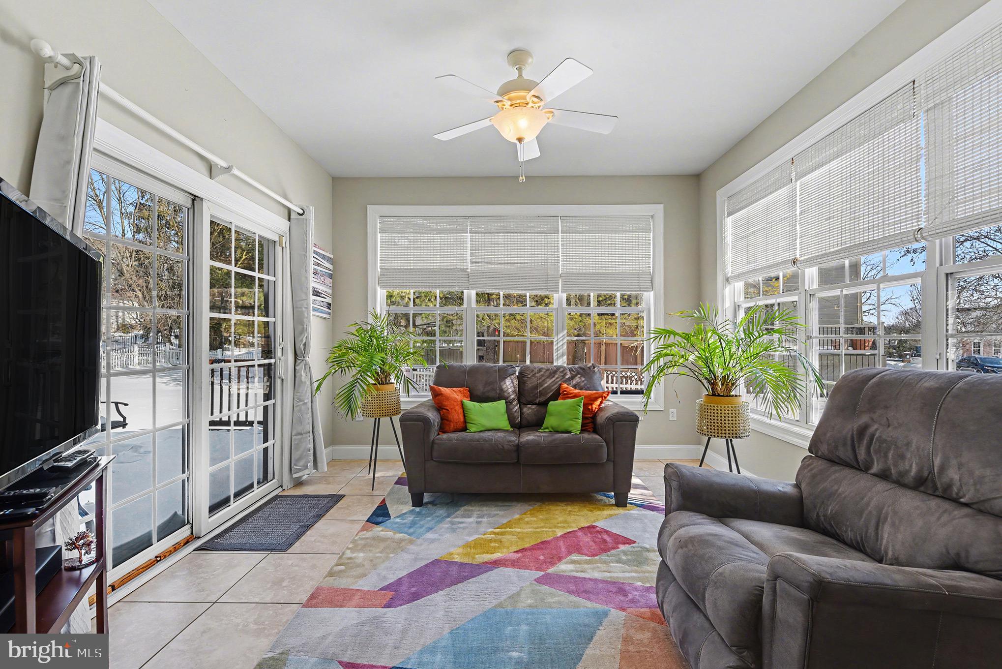 FOREST HILLS - Residential