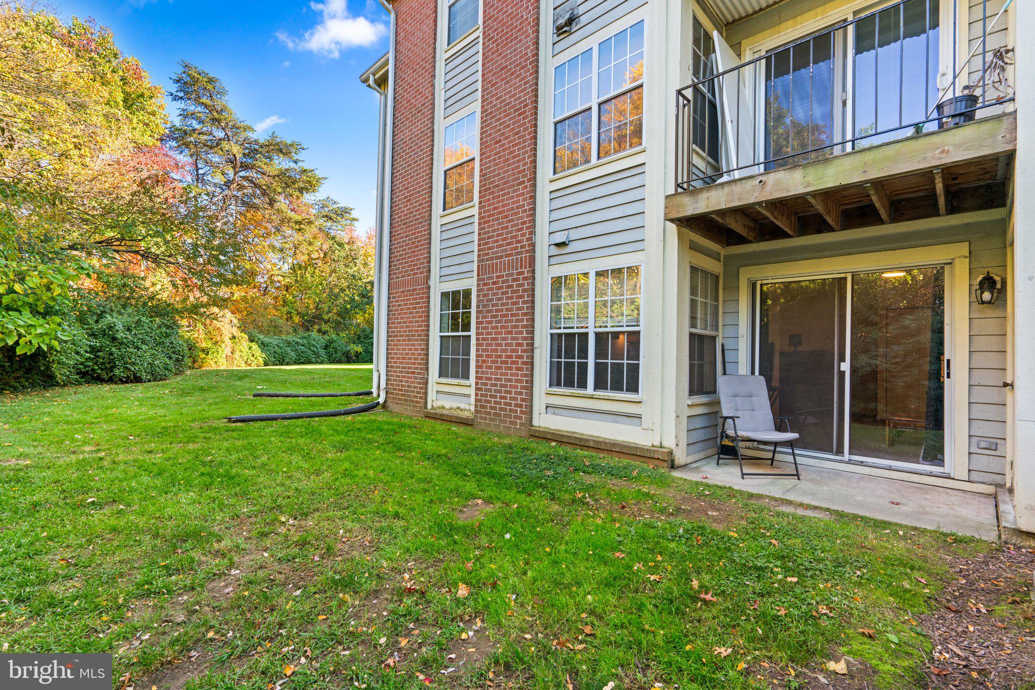 CROMWELL FOUNTAIN - Residential