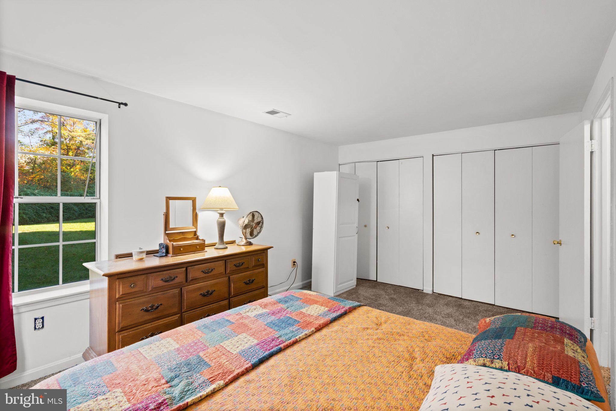 CROMWELL FOUNTAIN - Residential