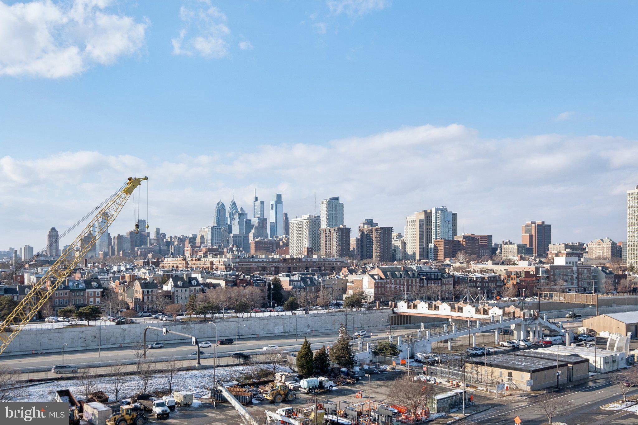 DOCKSIDE CONDOMINIUM - Residential