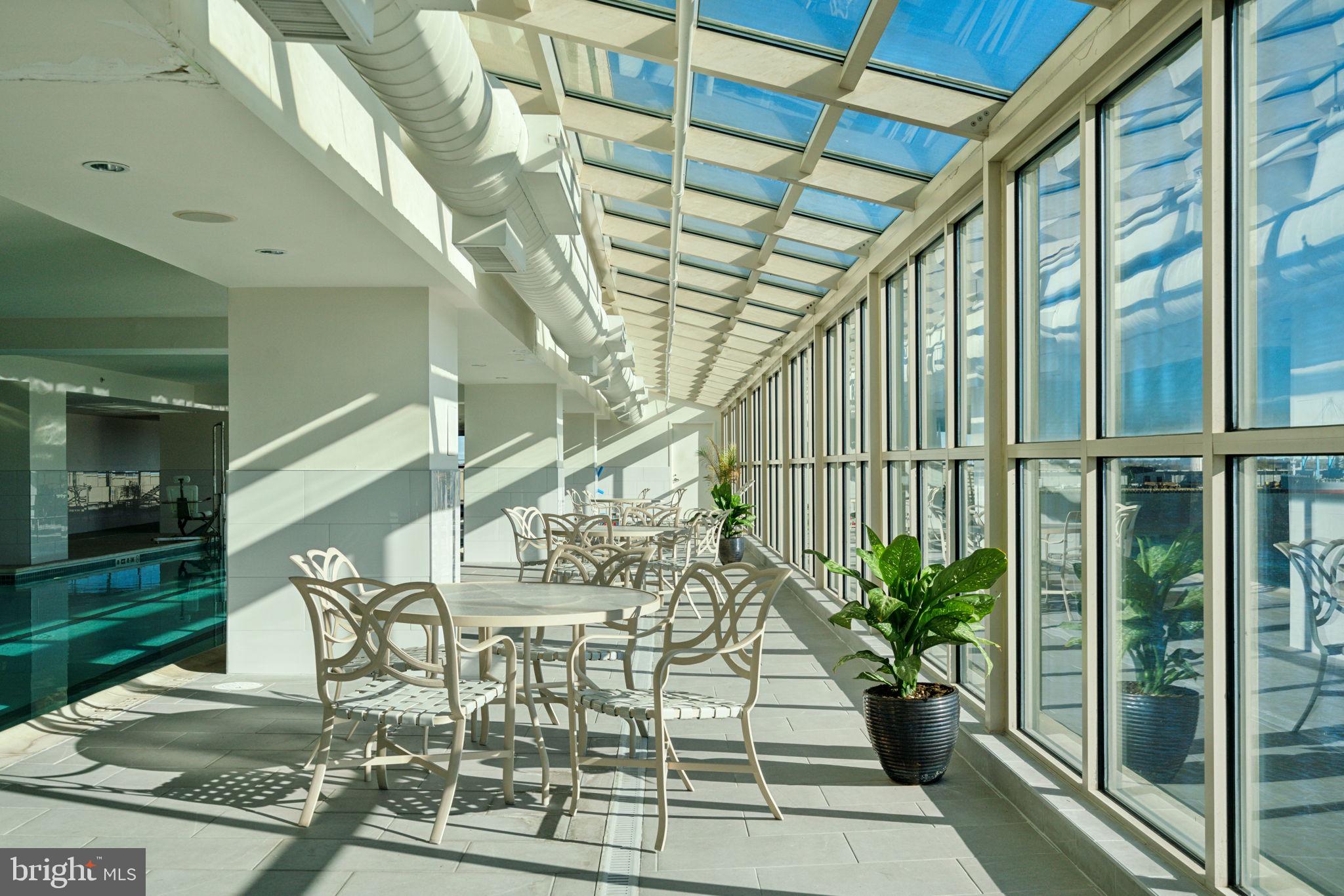 DOCKSIDE CONDOMINIUM - Residential