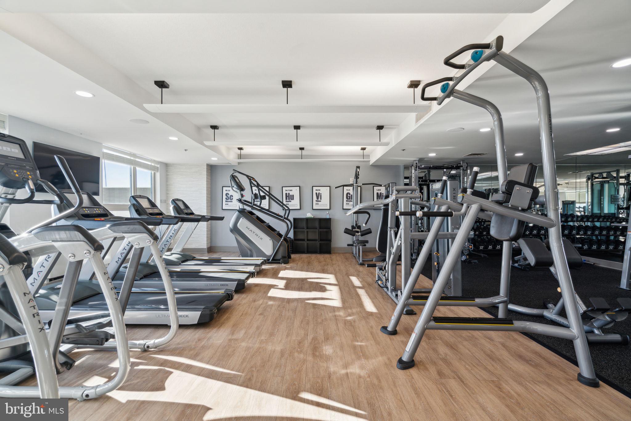 DOCKSIDE CONDOMINIUM - Residential