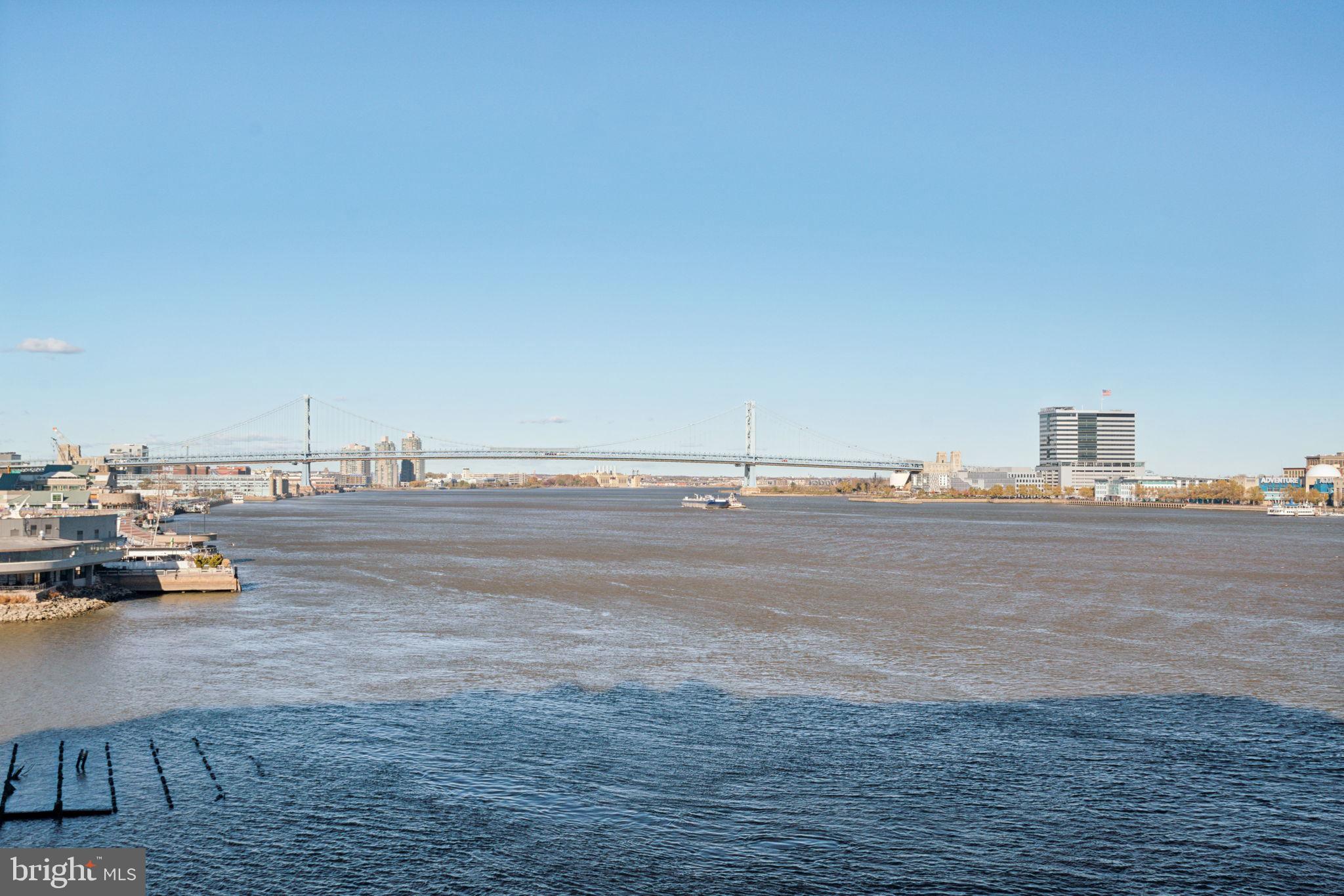 DOCKSIDE CONDOMINIUM - Residential