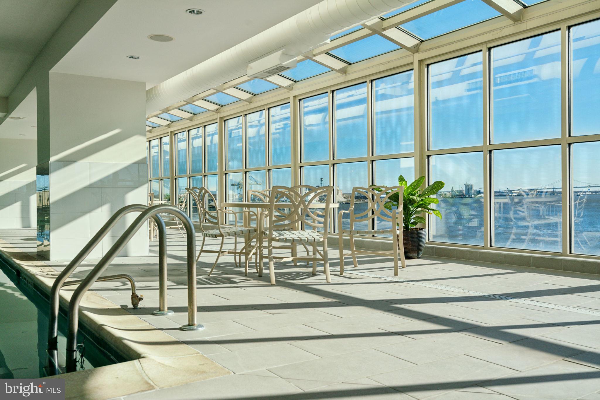 DOCKSIDE CONDOMINIUM - Residential