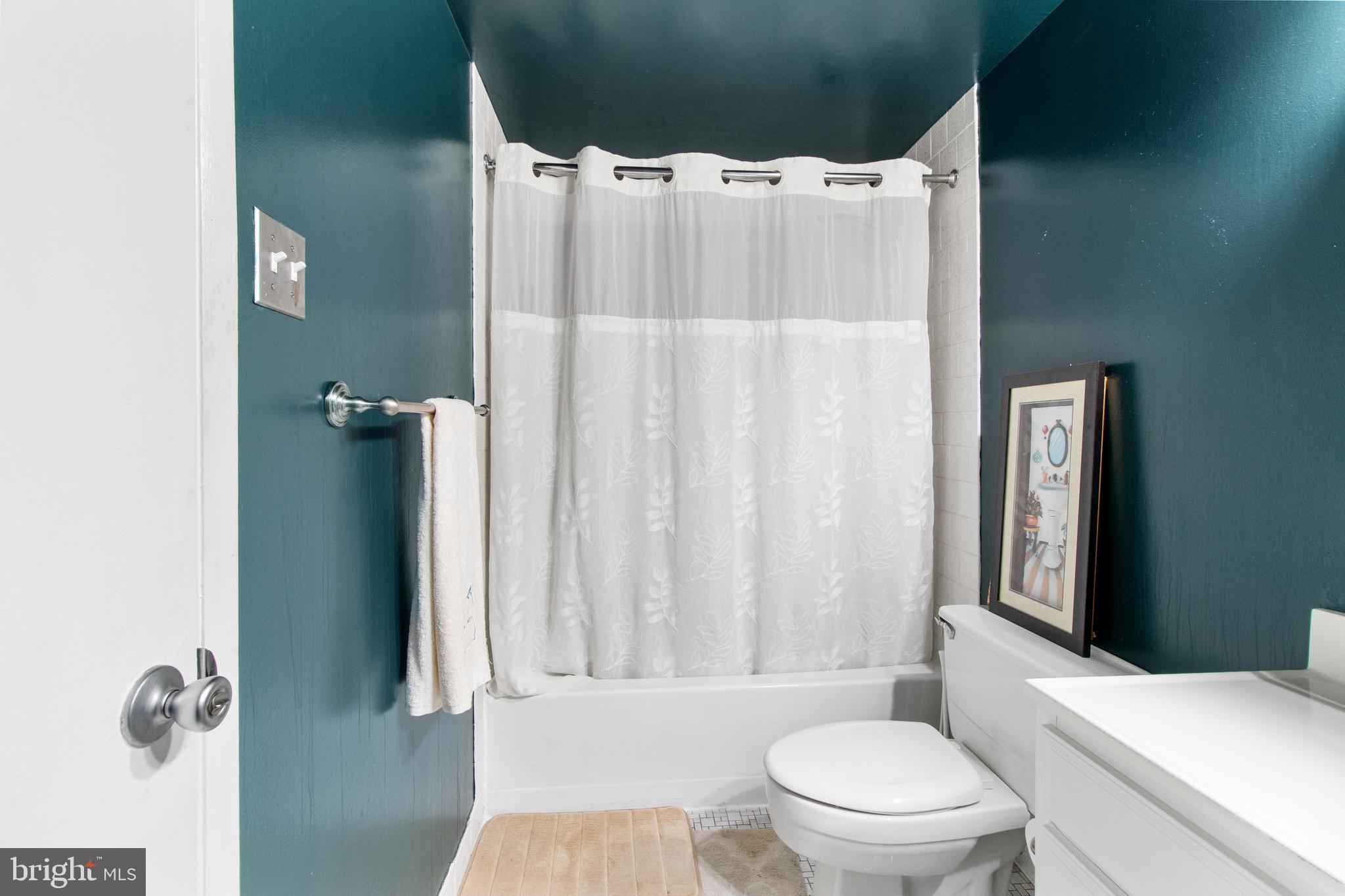 OLYMPUS INCL - Residential Lease