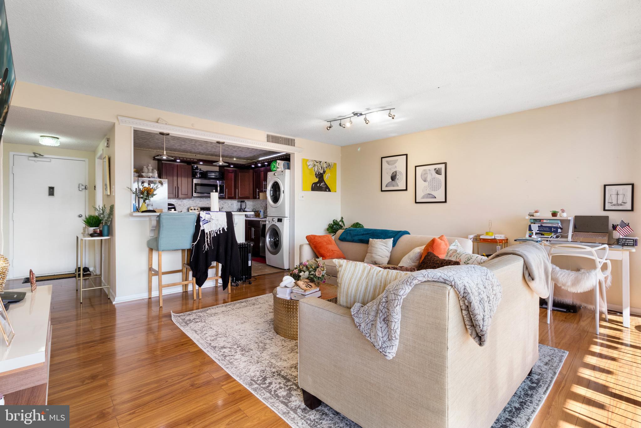 OLYMPUS INCL - Residential Lease