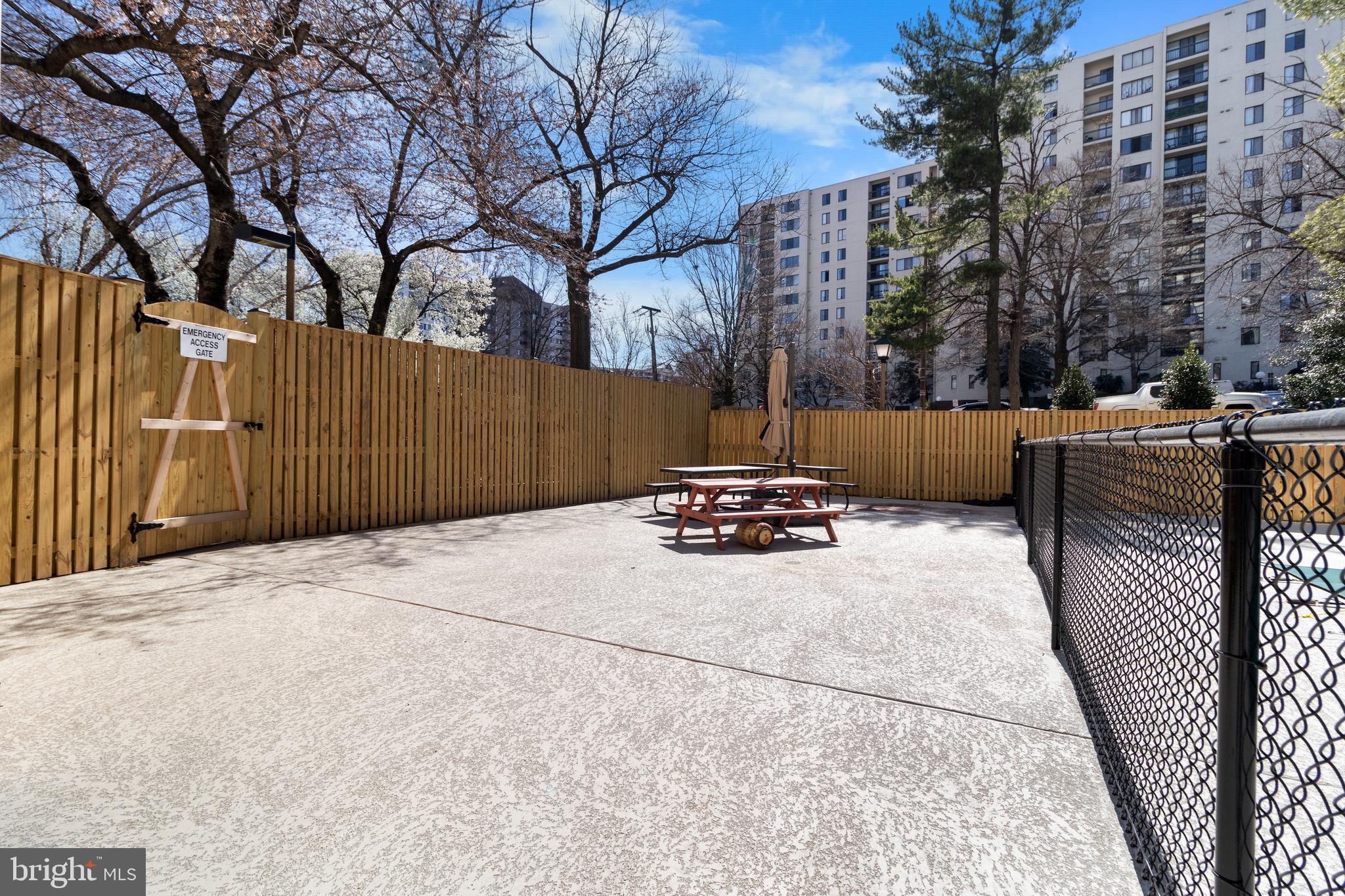 OLYMPUS INCL - Residential Lease