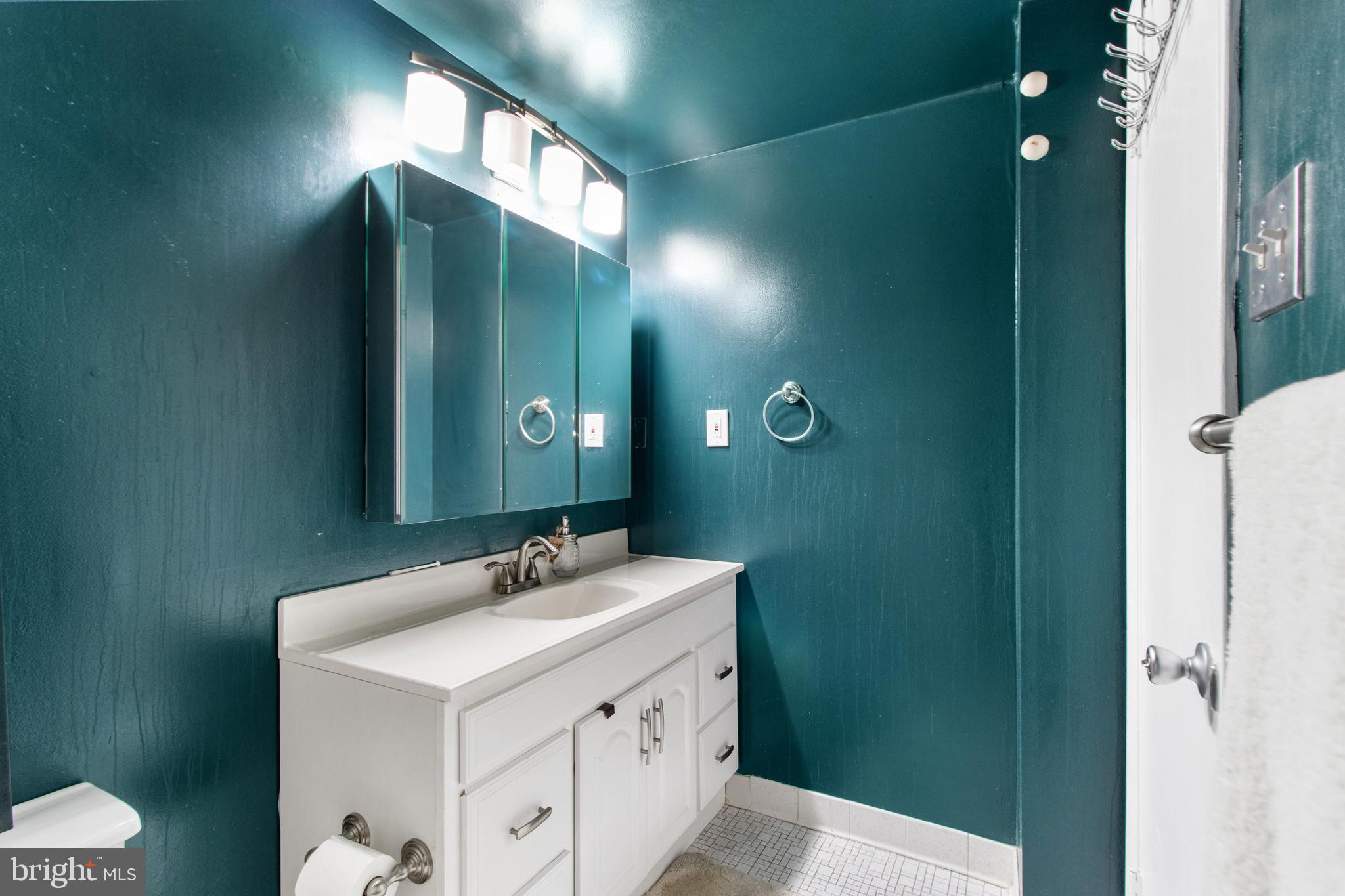 OLYMPUS INCL - Residential Lease