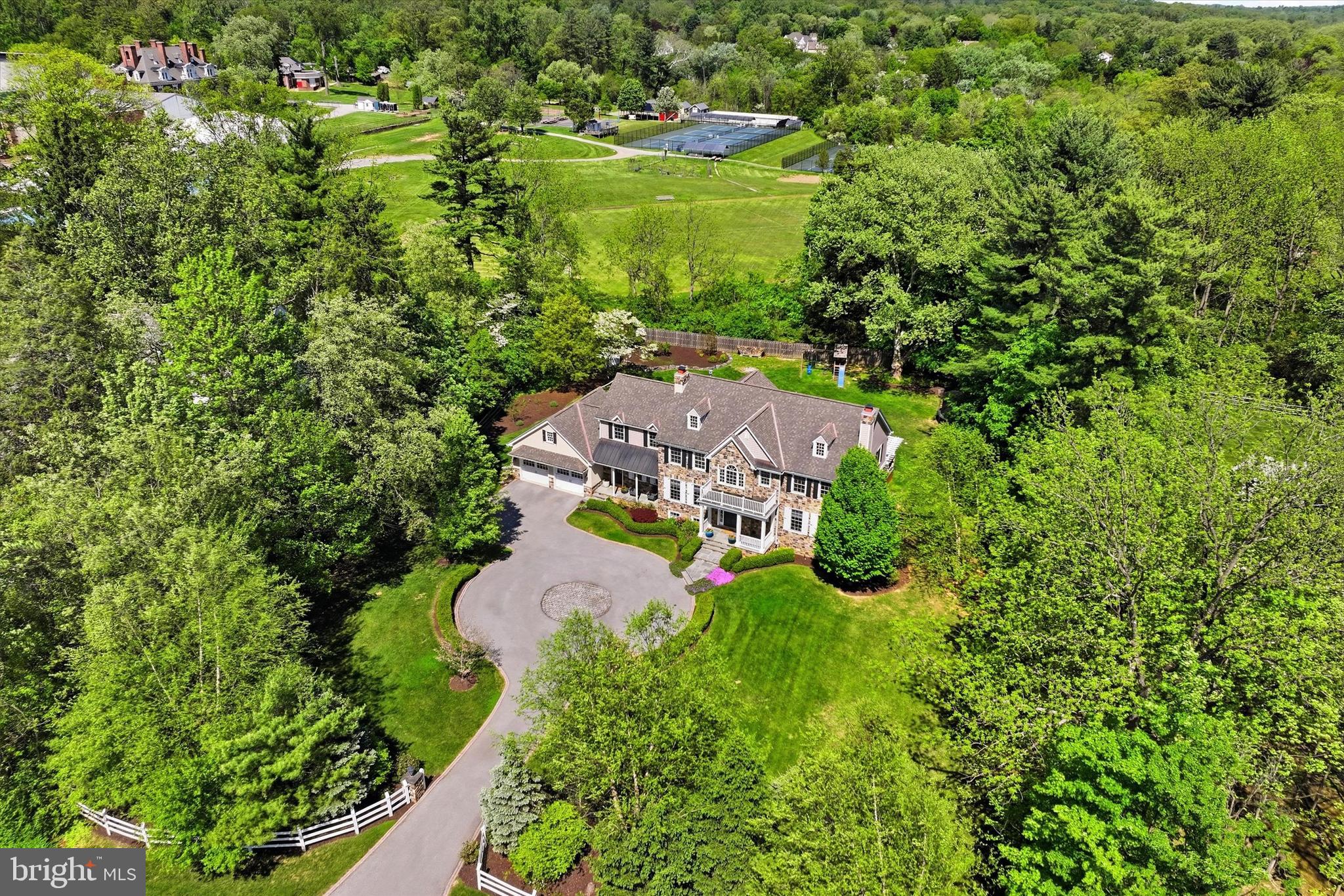 SUGARPOINTE - Residential