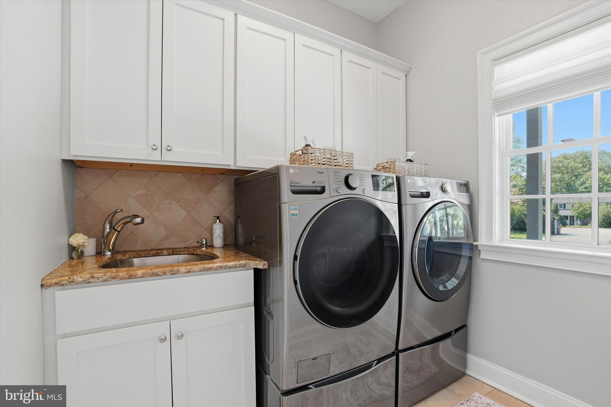 SUGARPOINTE - Residential