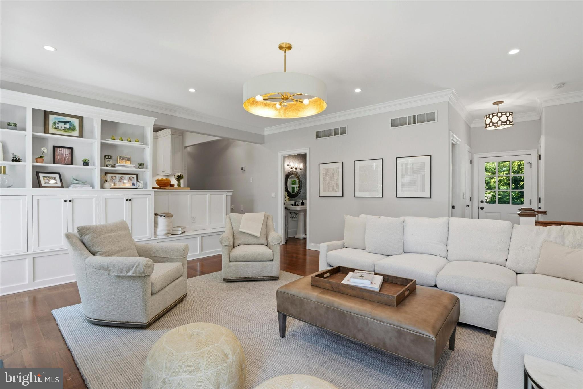 SUGARPOINTE - Residential