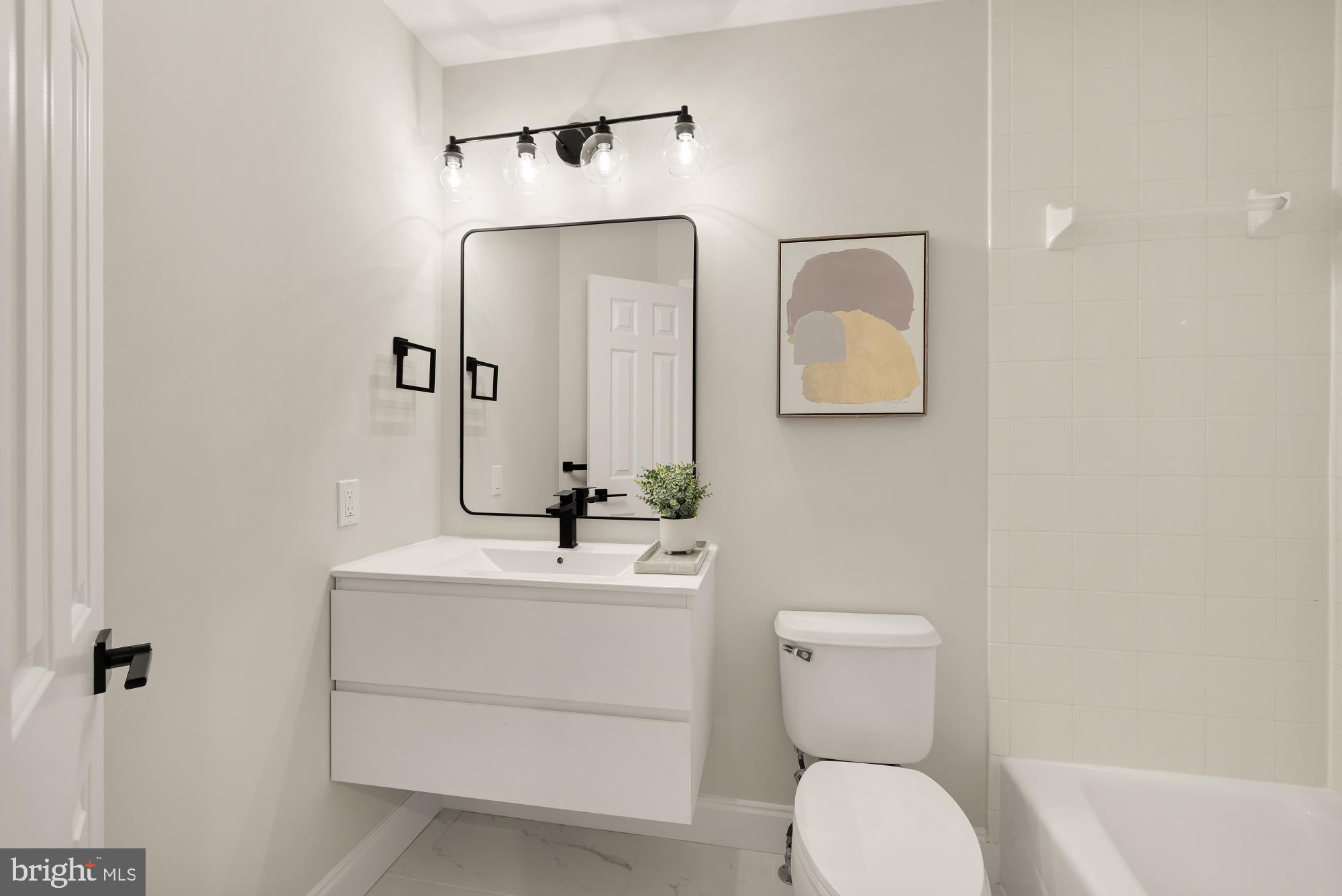 RIVER FALLS - Residential