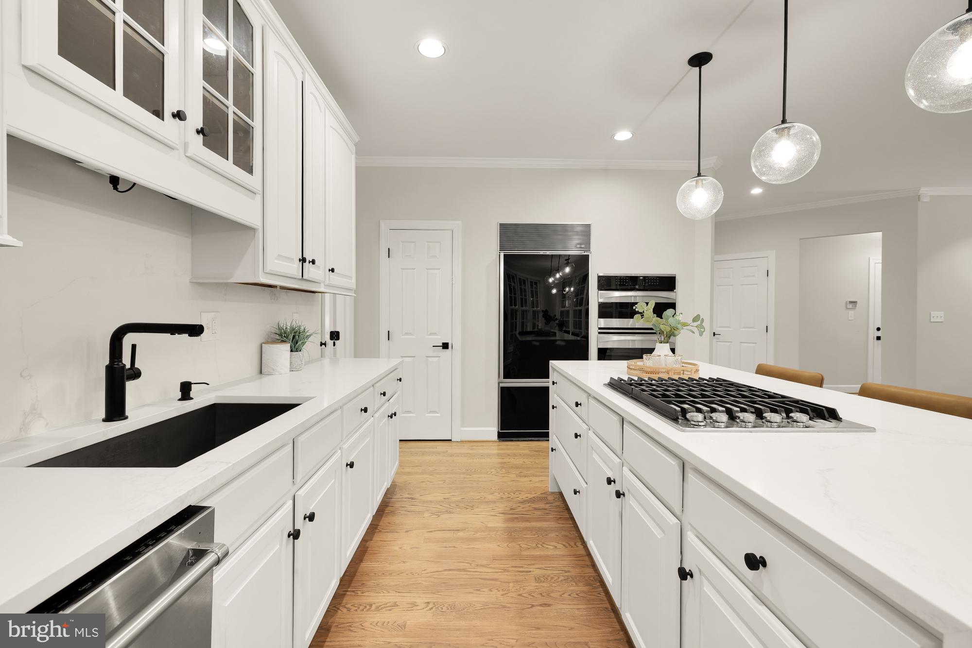 RIVER FALLS - Residential