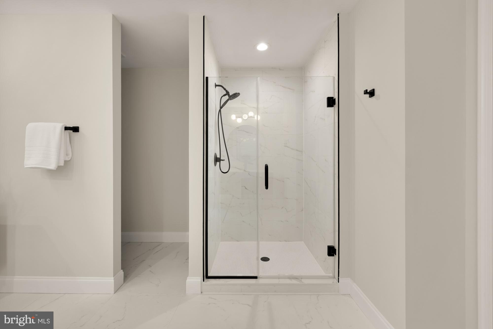 RIVER FALLS - Residential