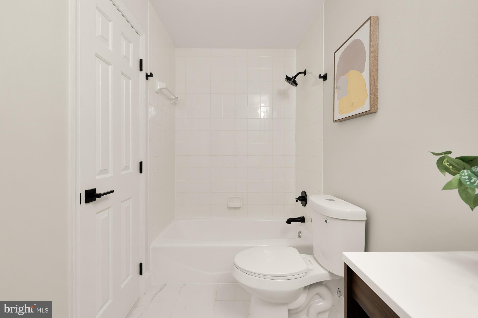 RIVER FALLS - Residential