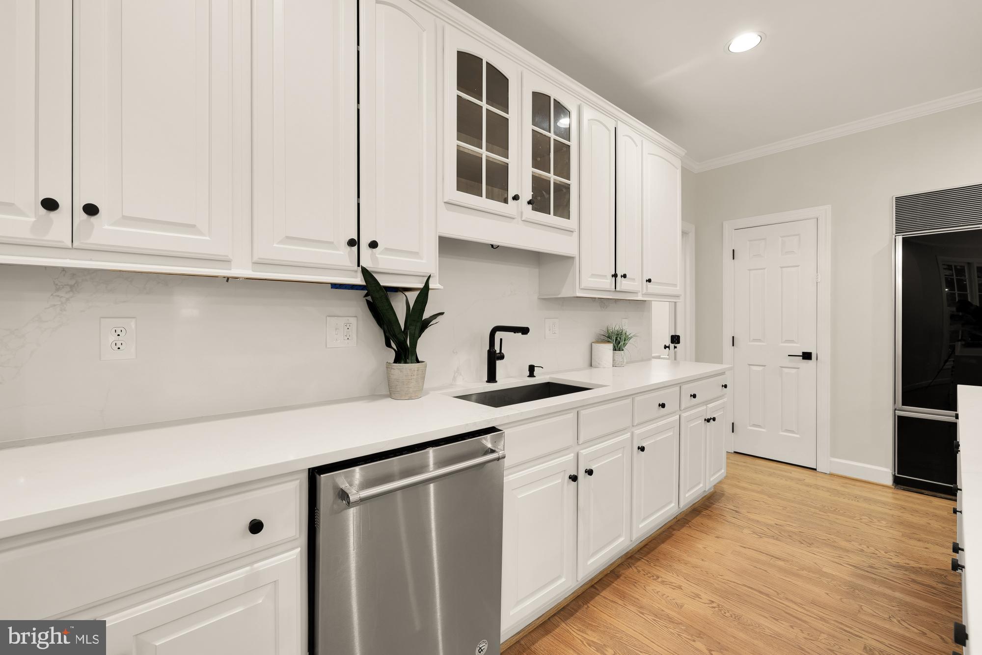 RIVER FALLS - Residential