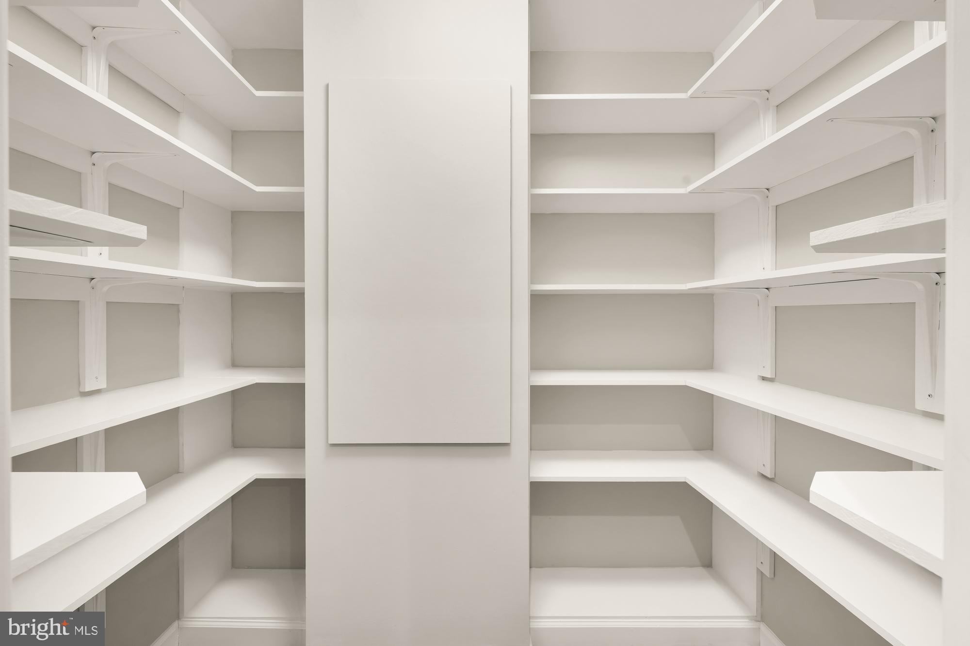 RIVER FALLS - Residential