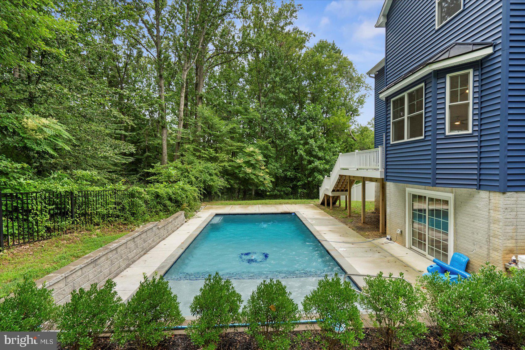 FOX CREEK FARM - Residential