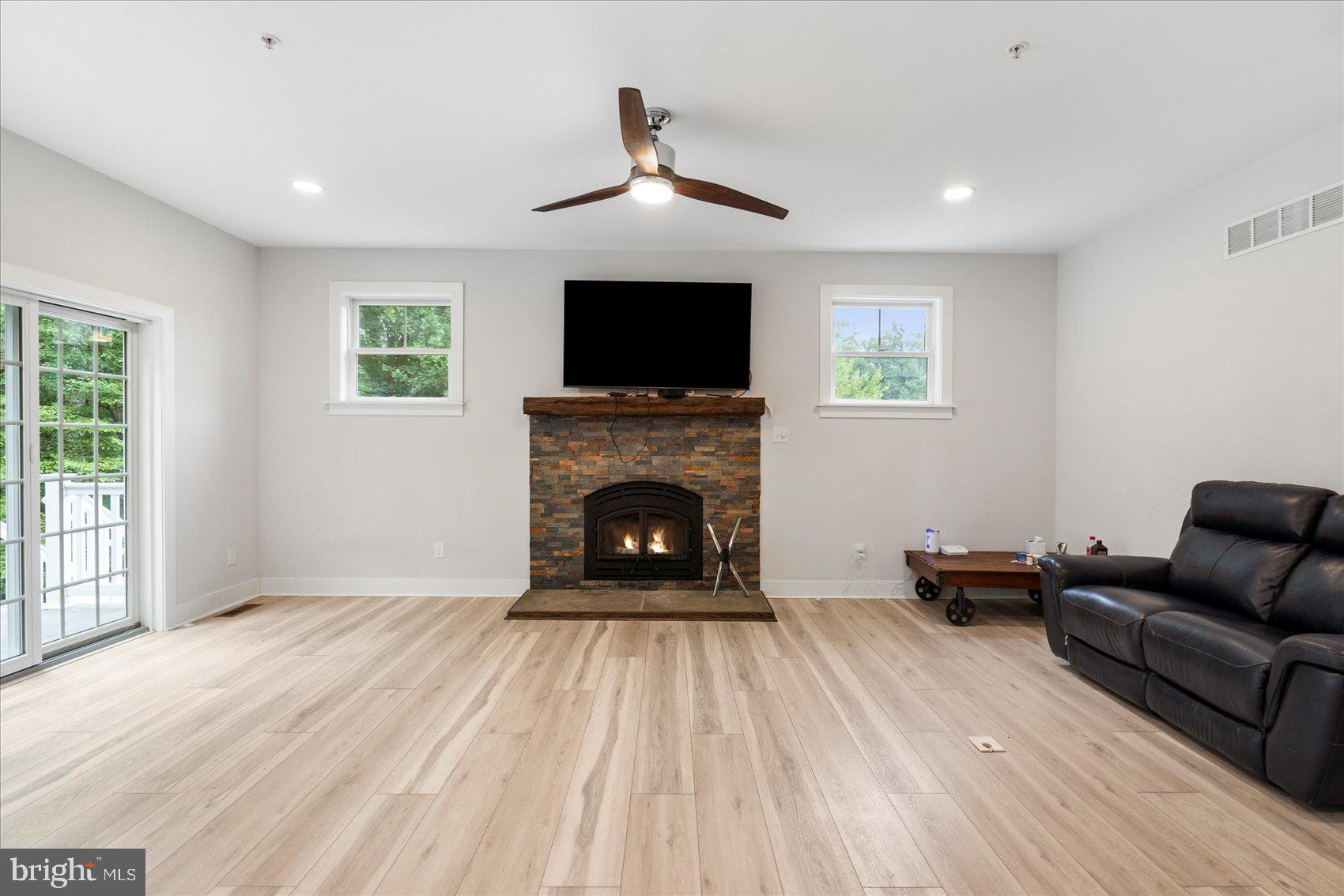 FOX CREEK FARM - Residential