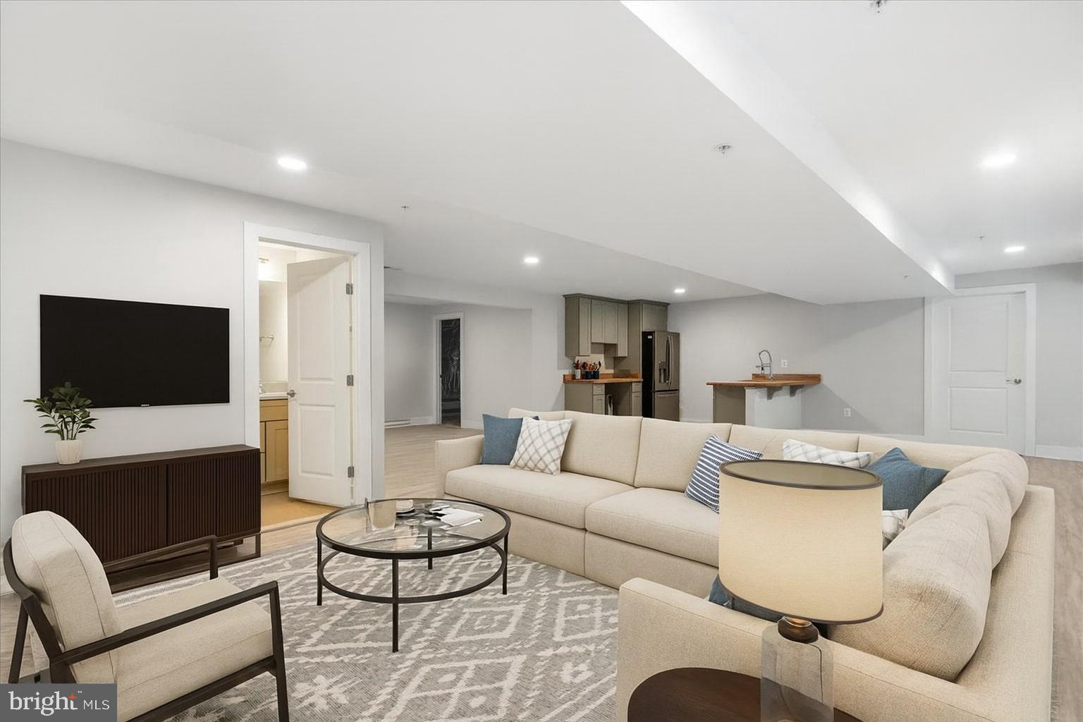 FOX CREEK FARM - Residential