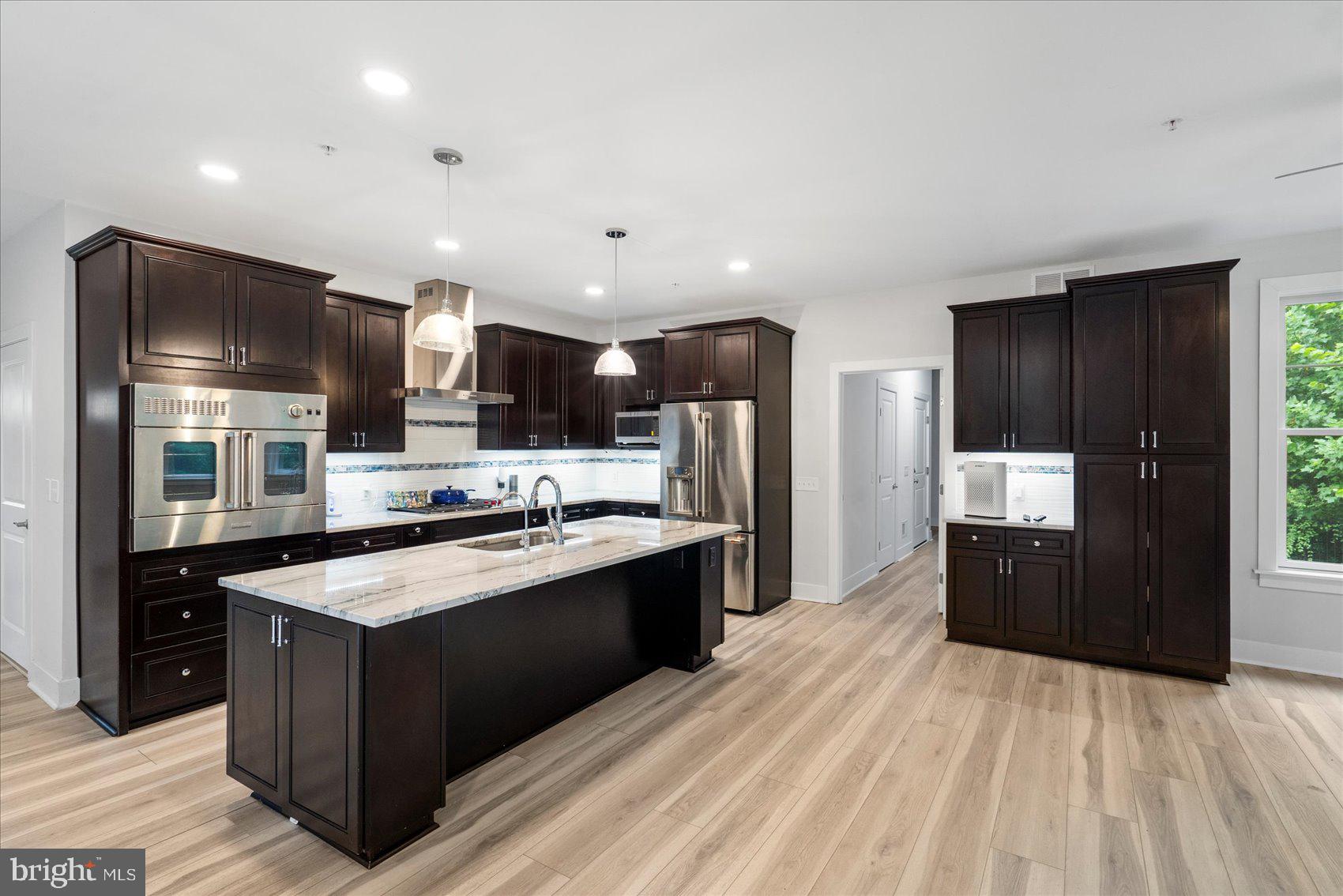 FOX CREEK FARM - Residential