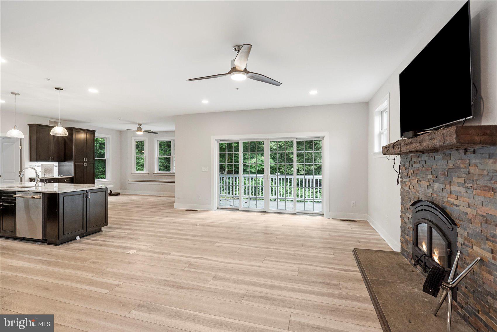 FOX CREEK FARM - Residential