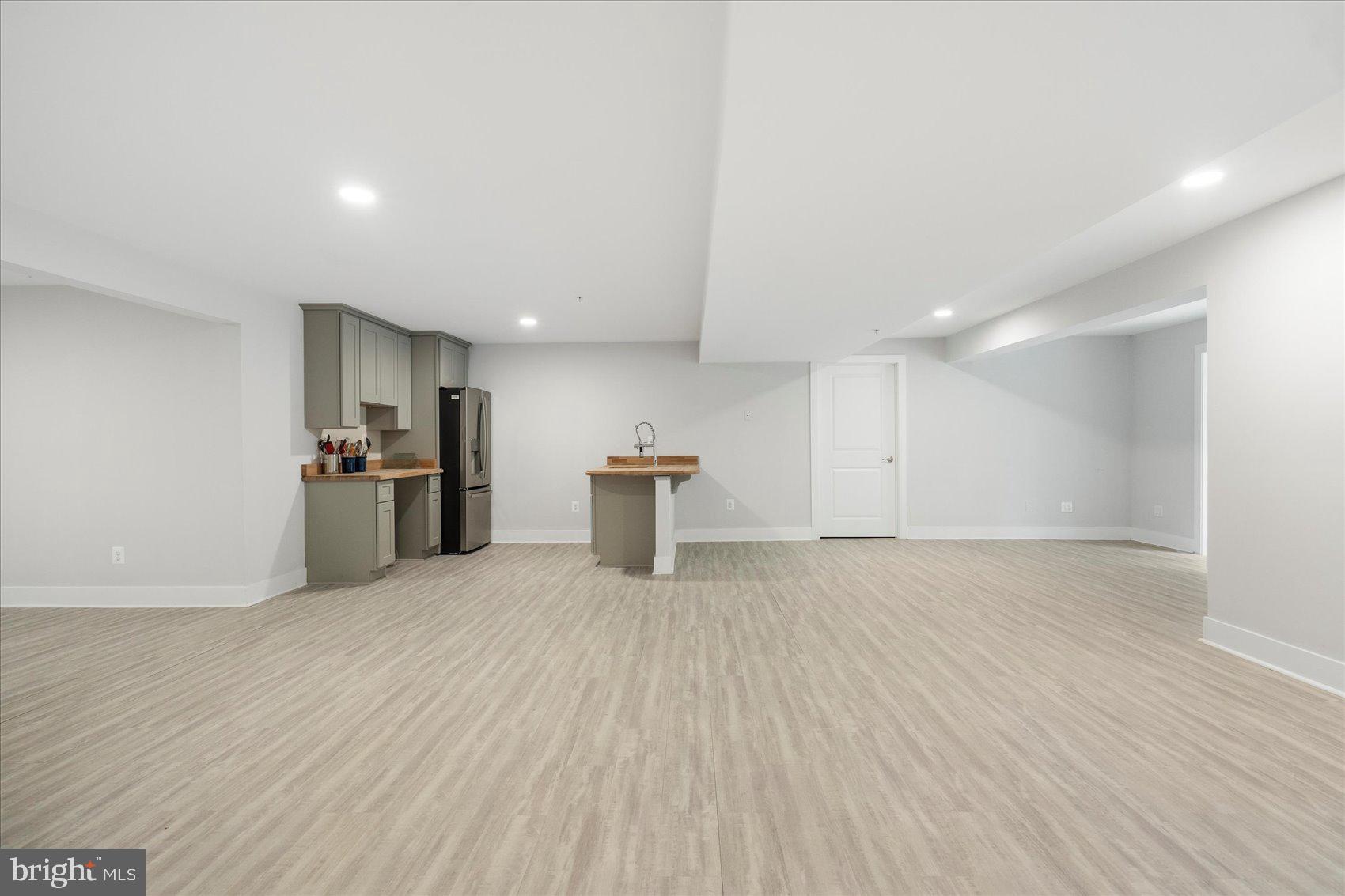 FOX CREEK FARM - Residential