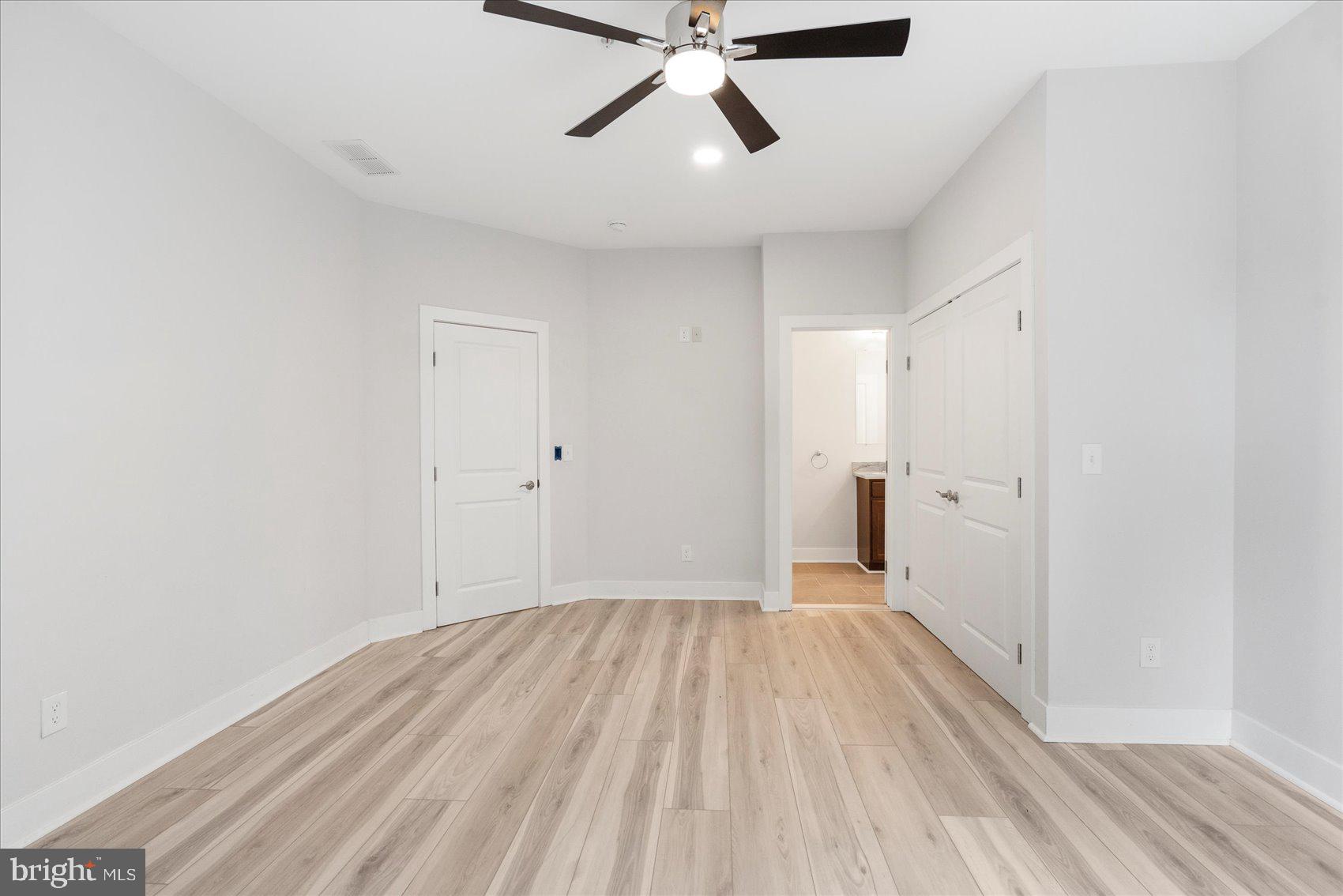 FOX CREEK FARM - Residential