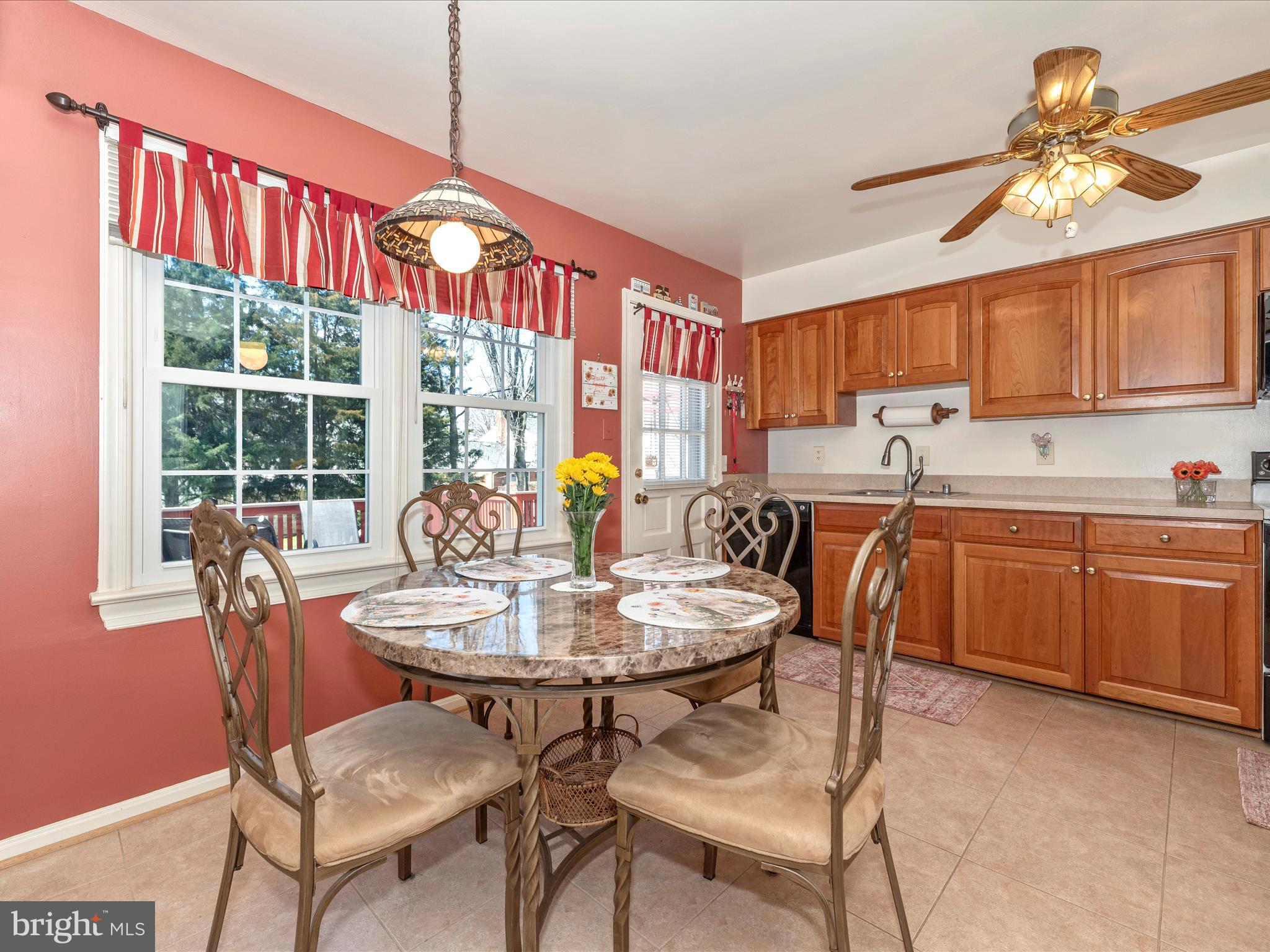 BROOKEVILLE KNOLLS - Residential