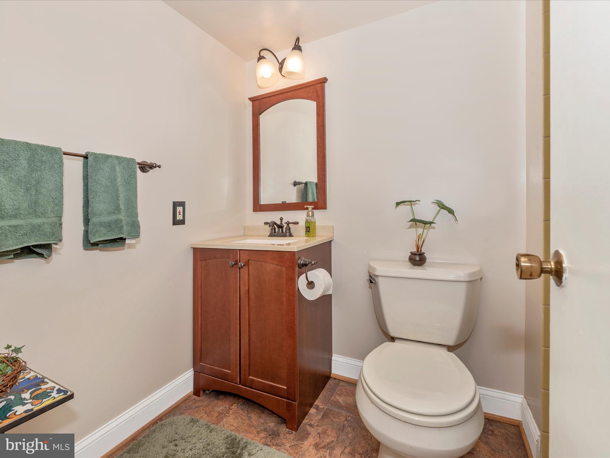 BROOKEVILLE KNOLLS - Residential