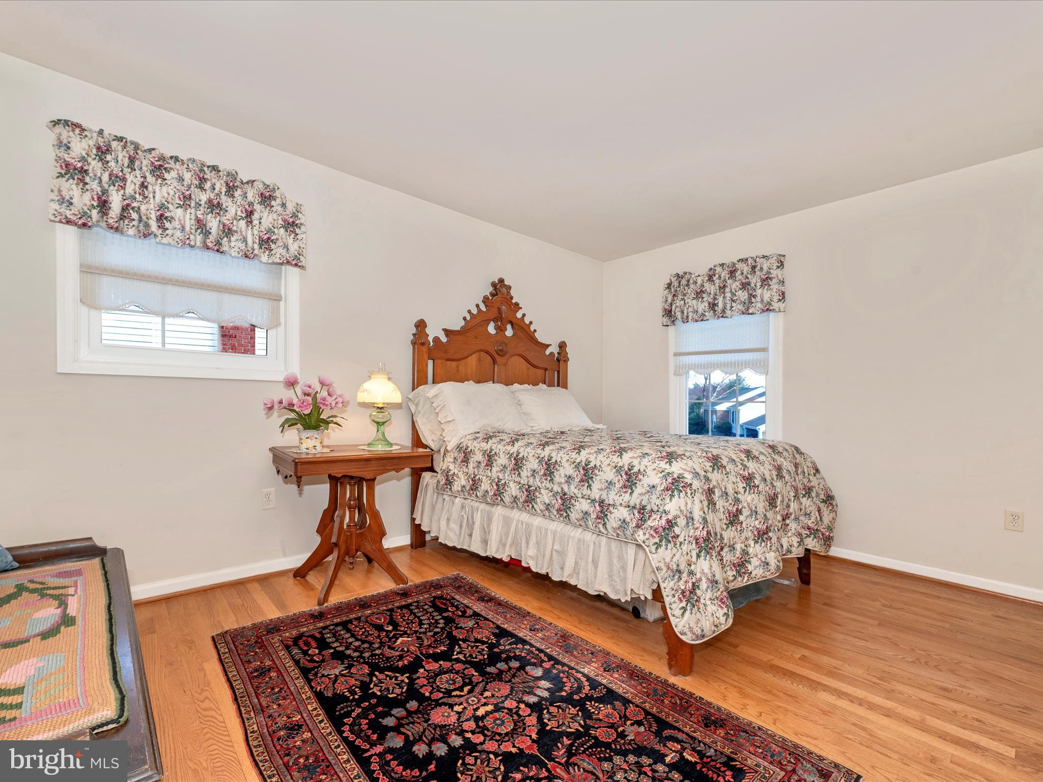 BROOKEVILLE KNOLLS - Residential