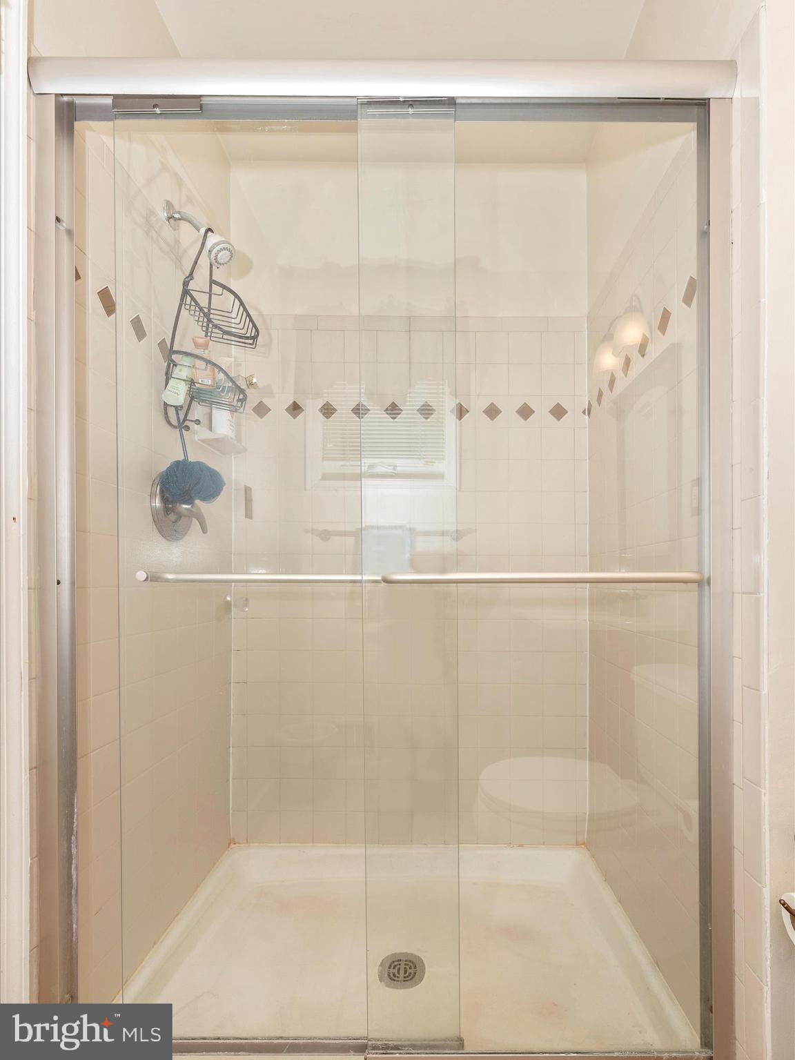 BROOKEVILLE KNOLLS - Residential