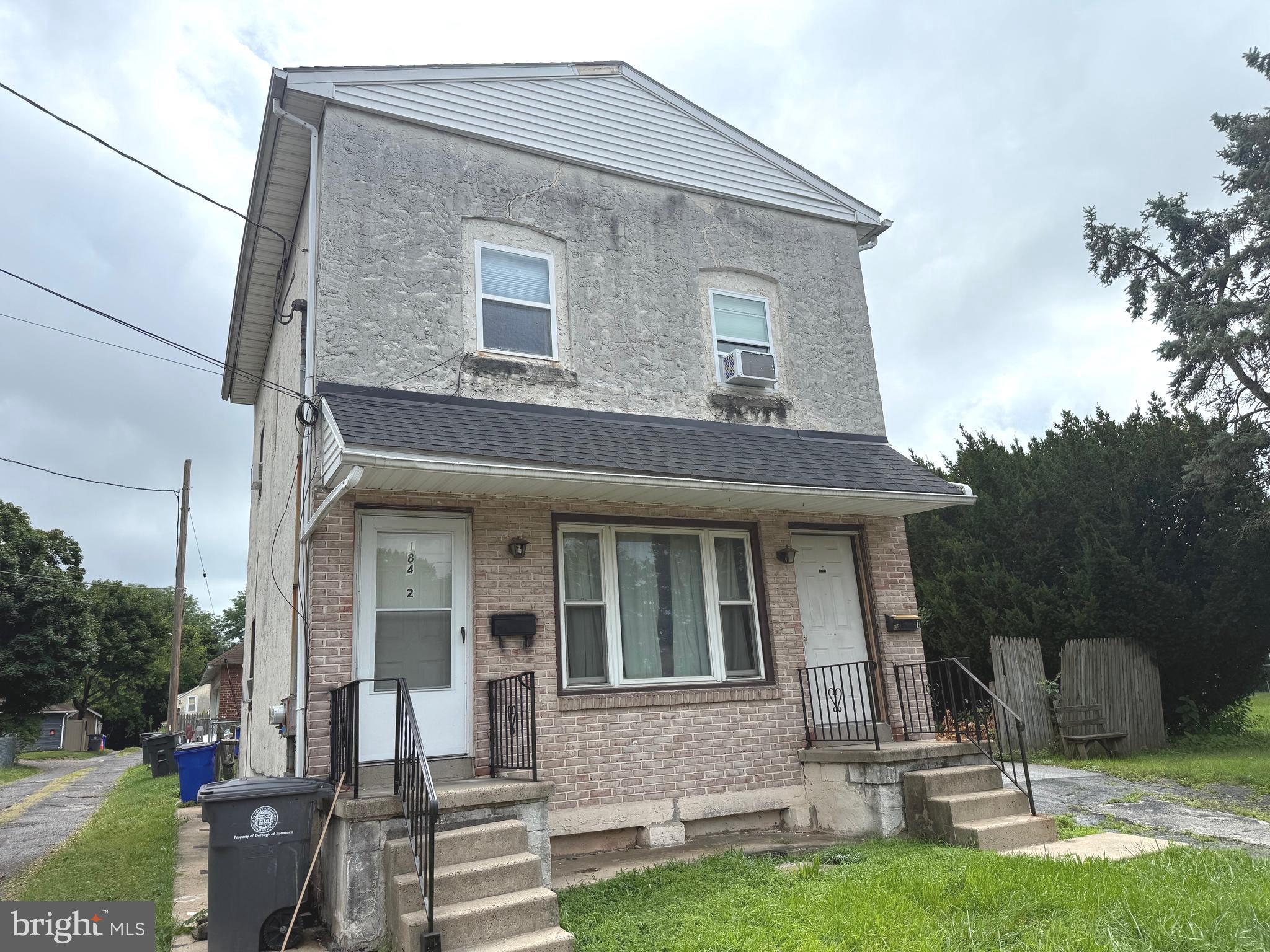 184 S ROLAND STREET