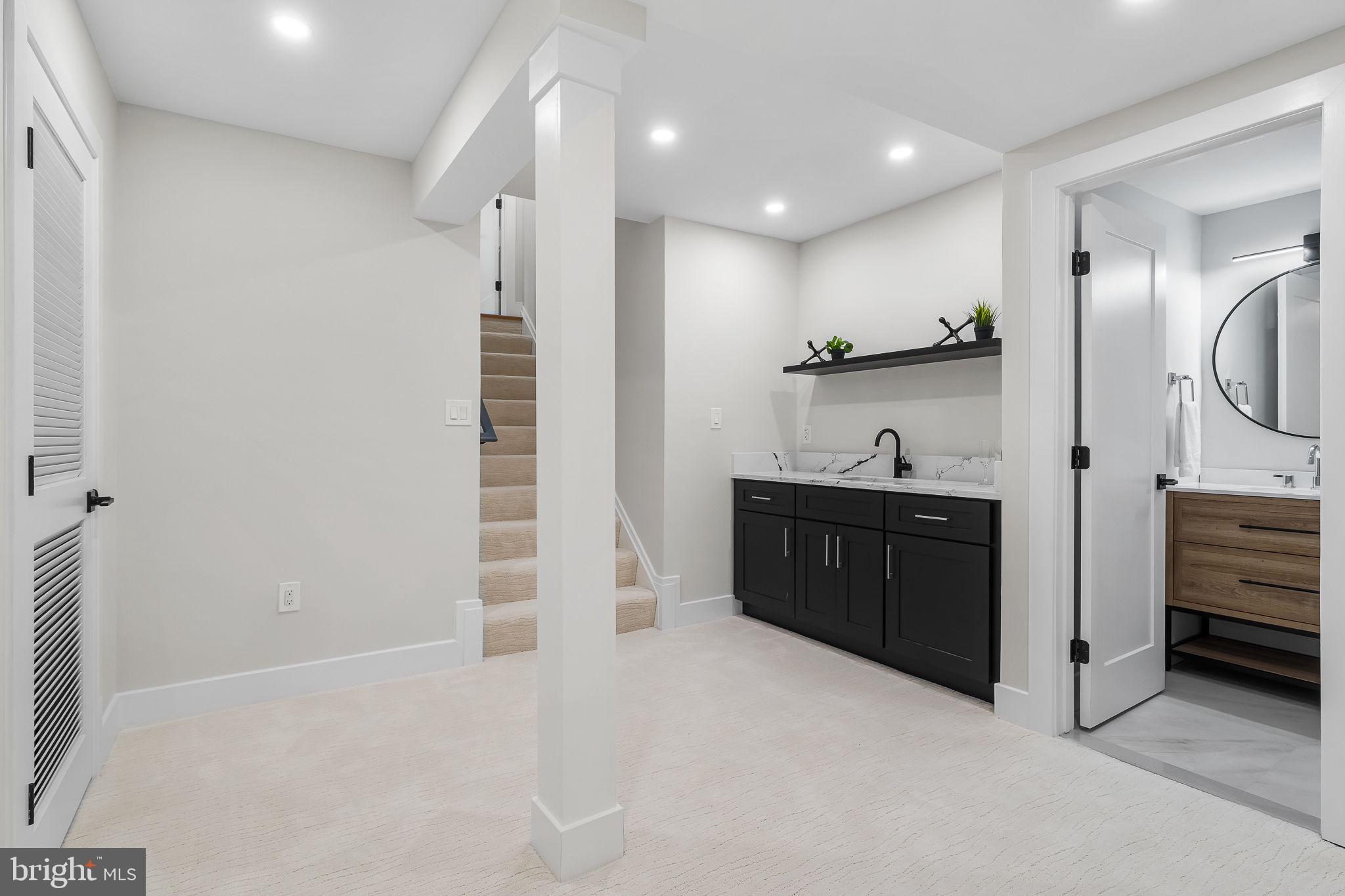 BLAIR WOODS - Residential