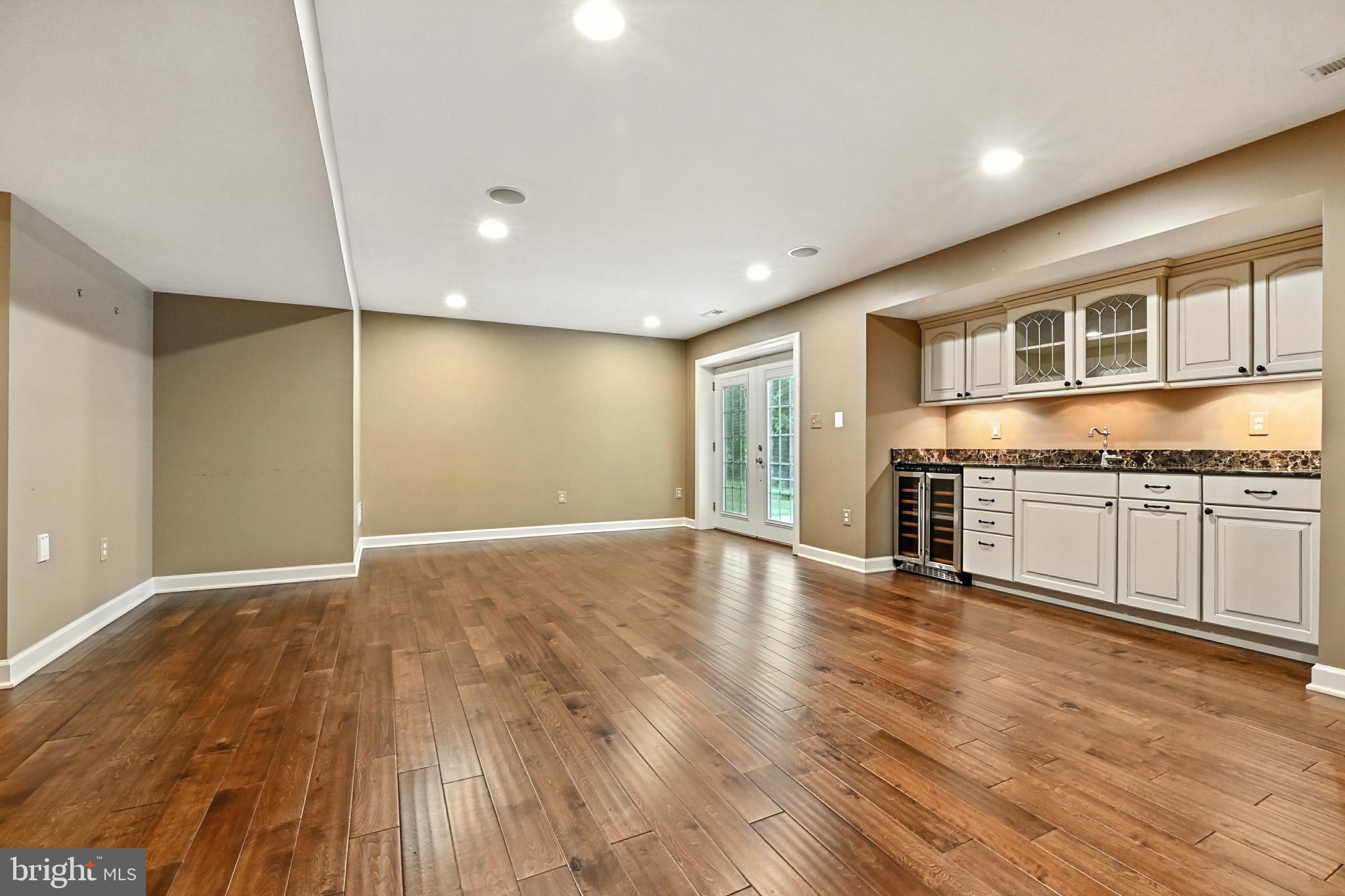 MONTICELLO - Residential