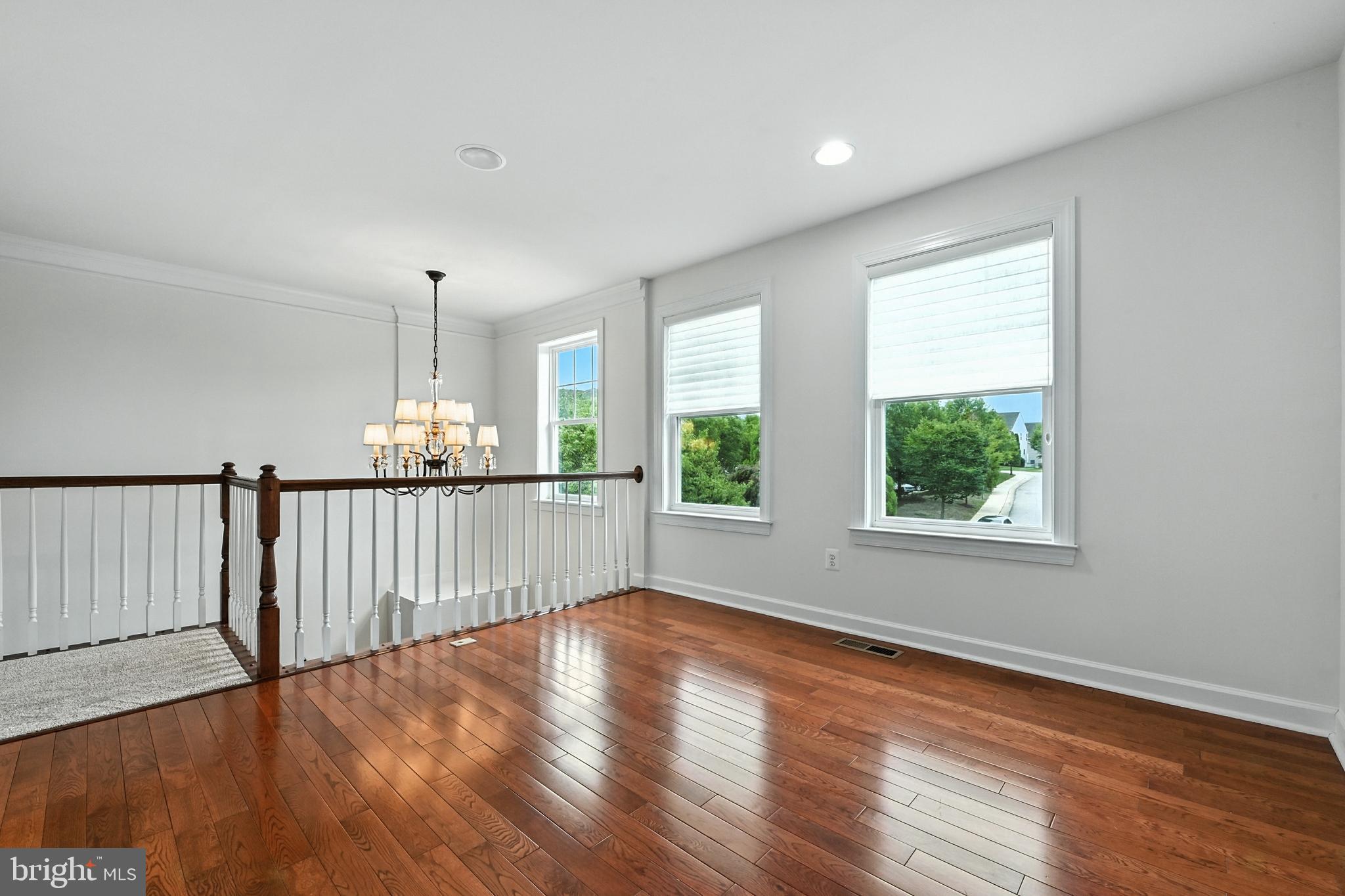 MONTICELLO - Residential