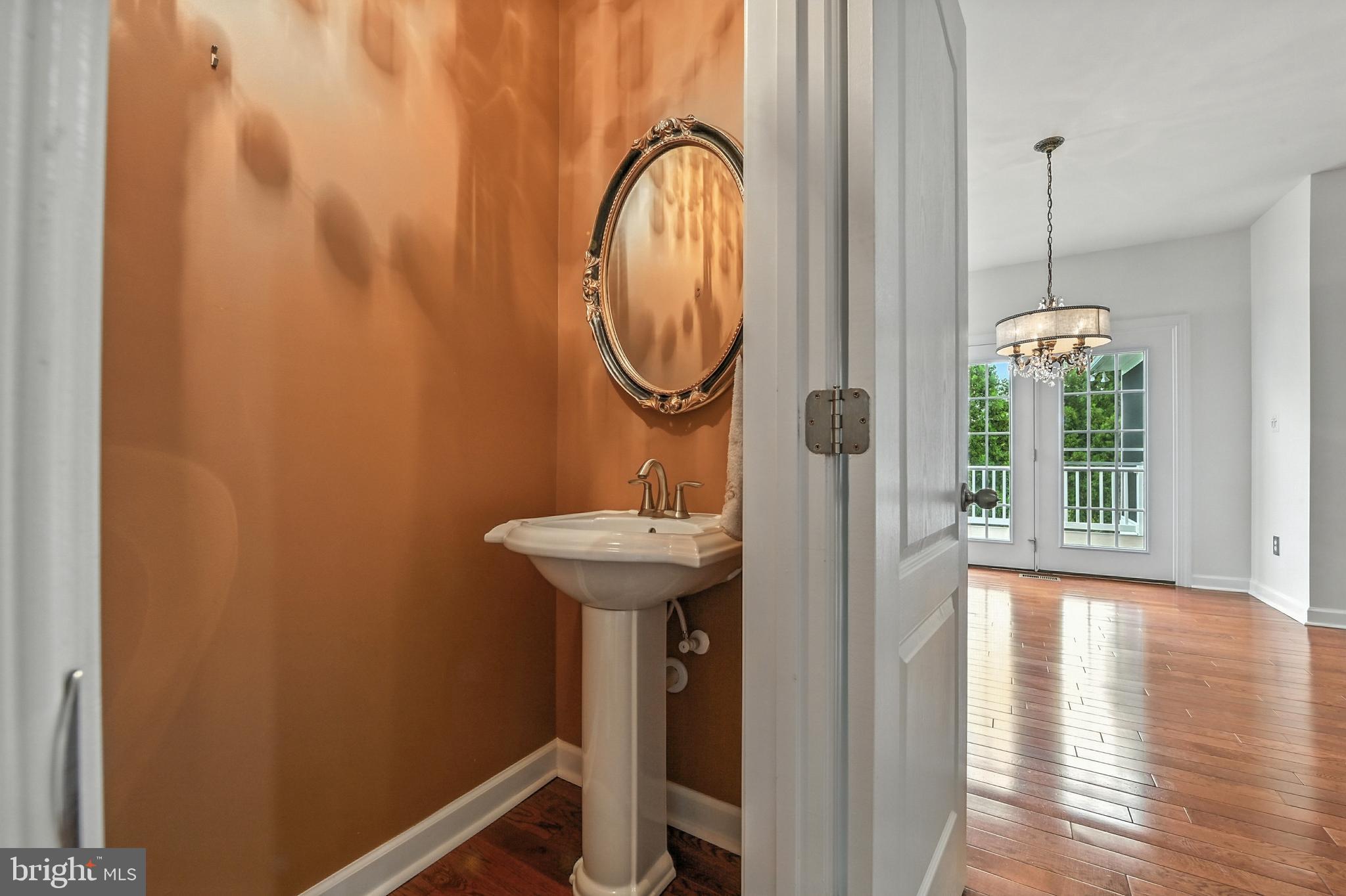 MONTICELLO - Residential